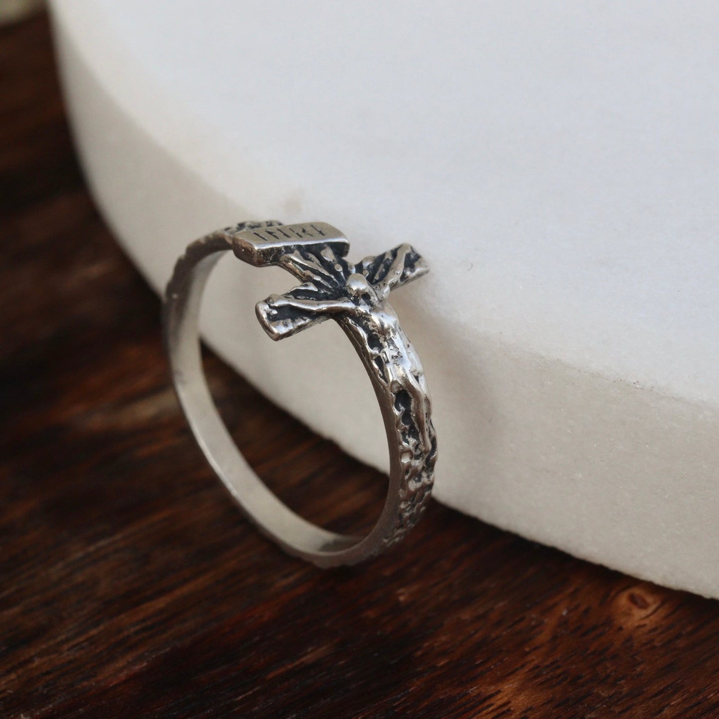 Anillo crucifijo plata vintage, plata de primera ley con cruz, anillo crucifijo con Jesucristo, anillo cruz plata antigua, anillo cruz para hombre