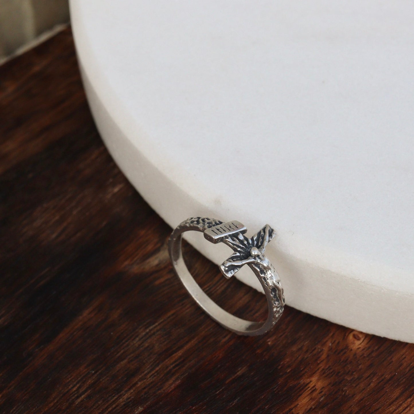 Anillo crucifijo plata vintage, plata de primera ley con cruz, anillo crucifijo con Jesucristo, anillo cruz plata antigua, anillo cruz para hombre