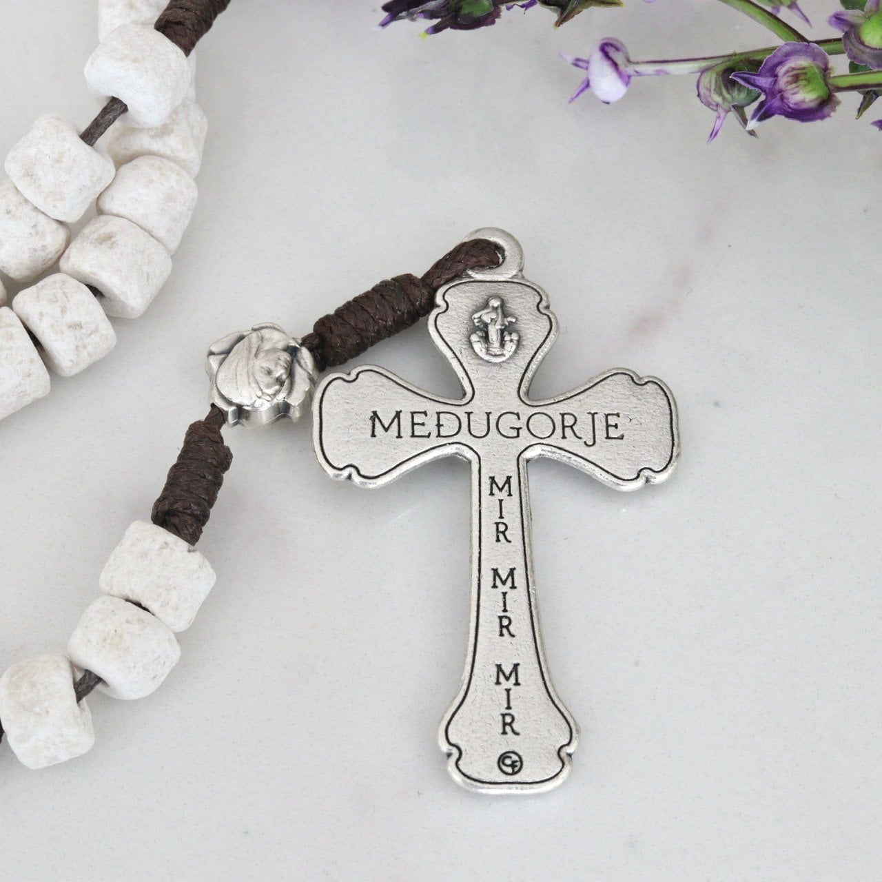 Rosario de piedra de Medjugorje, rosario de reliquias de segunda clase, rosario con piedras y tierra de la Colina de las Apariciones, rosario de la Reina de la Paz