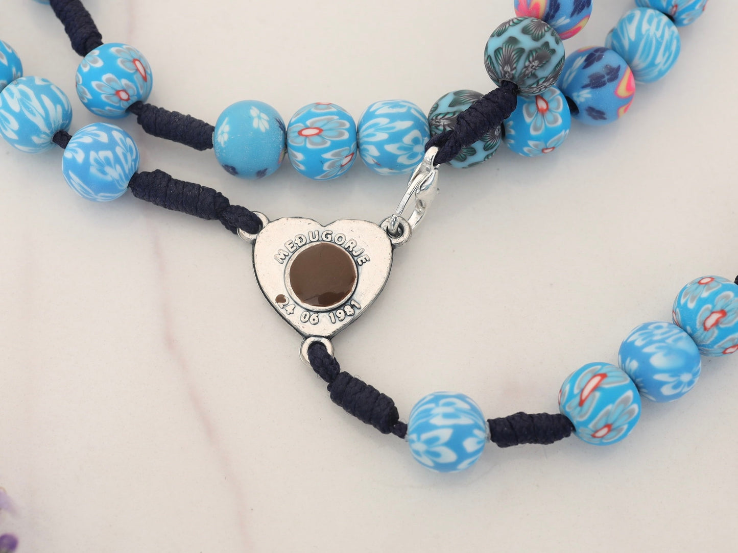 Cuentas de rosario de fimo azul, rosario de Medjugorje con flores, collar de rosario de Medjugorje, cuentas de rosario de arcilla, cuentas de rosario con flores, rosario para niños