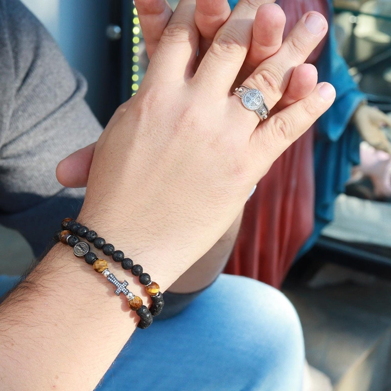 Pulsera de rosario de cinco décadas para hombre, pulsera de rosario entero con piedra de lava, pulsera de cuentas de rosario completo, rosario negro con dos círculos