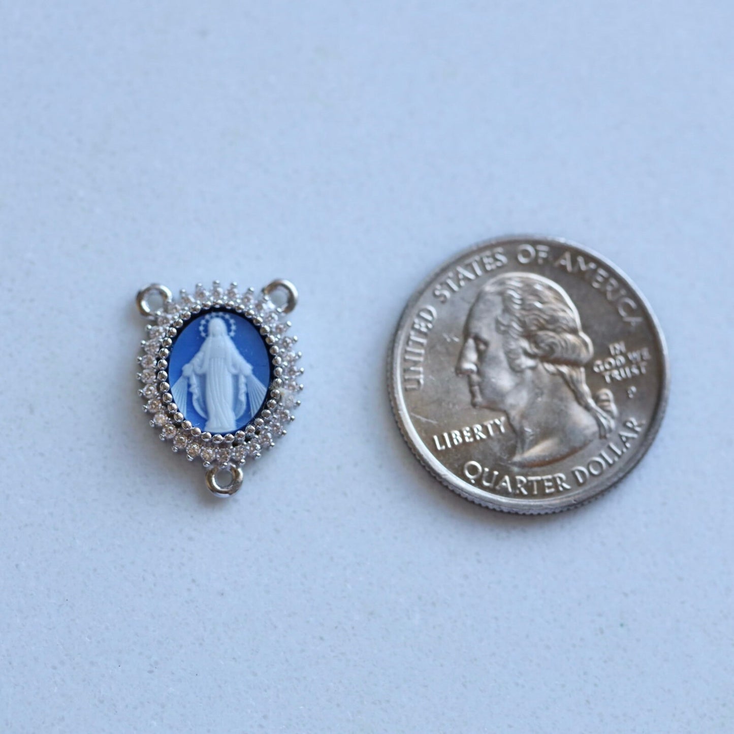 Pieza central del rosario de cameo Medalla Milagrosa de plata de primera ley, Medalla del rosario de ágata azul de Nuestra Señora con circonita cúbica, Medalla del rosario de la Virgen María