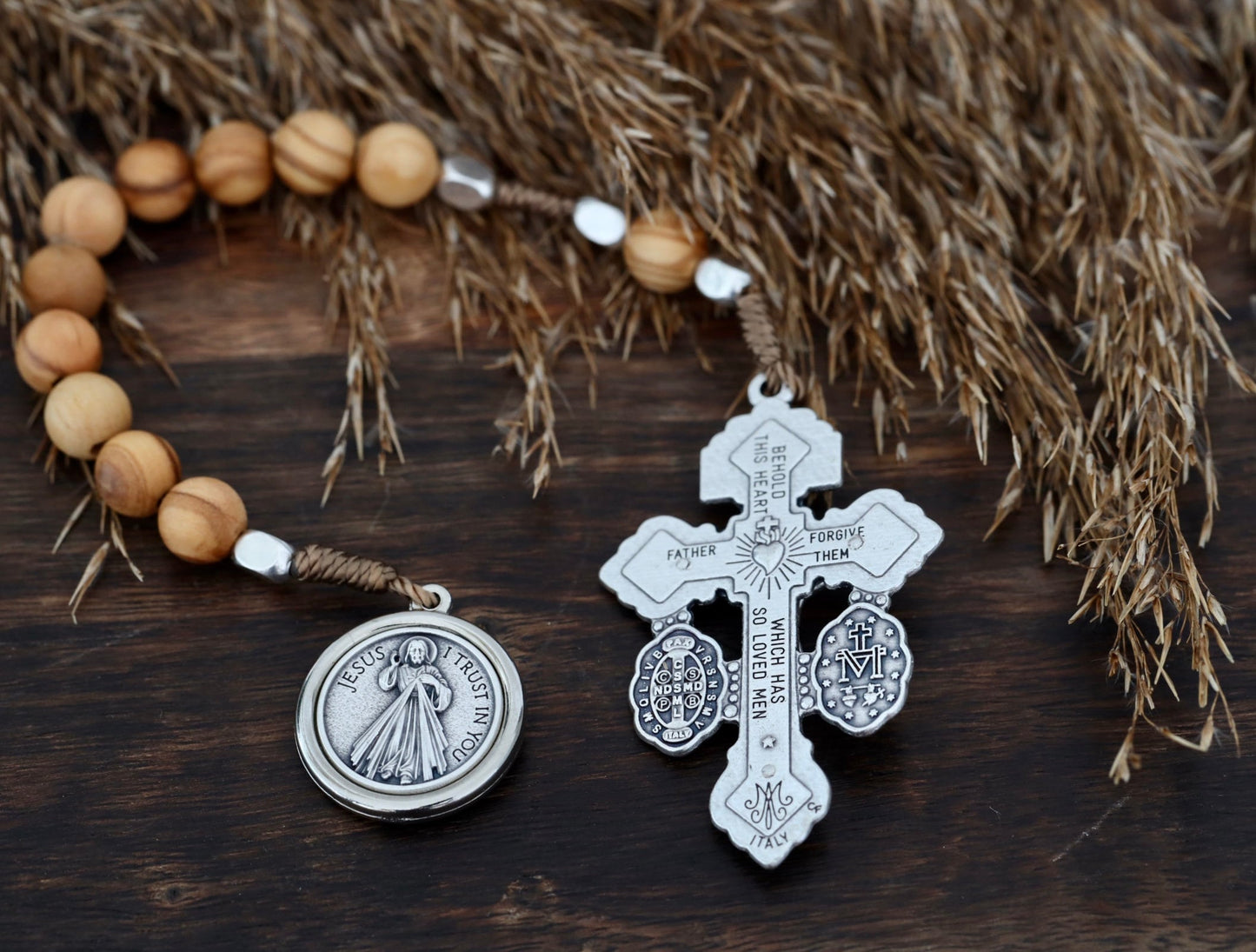 Rosario cruzado de perdón, cuentas de rosario de una década, cuentas de rosario de una década de San Benito, cuentas de rosario de madera de Medjugorje, rosario de bolsillo