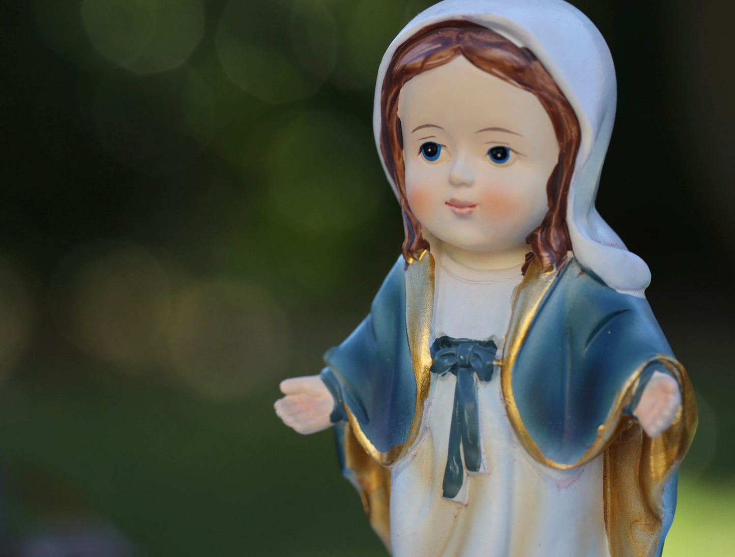 Estatua de Nuestra Señora de Gracia, estatua en miniatura de nuestra Señora Virgen María, estatua de la colección de bebés de Medjugorje, estatua de Nuestra Señora de la Medalla Milagrosa