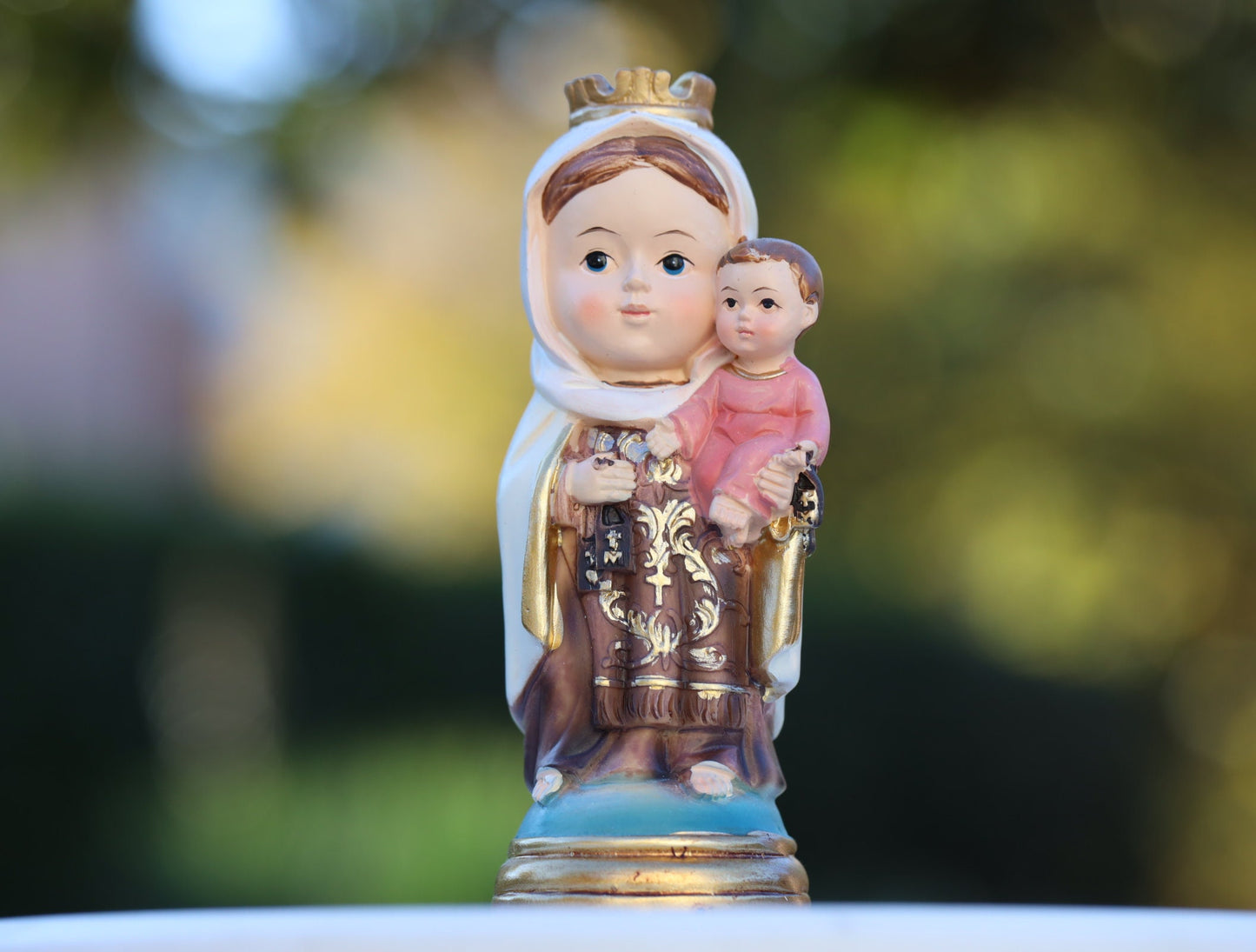 Estatua en miniatura de Nuestra Señora del Monte Carmelo, estatua de la colección de bebés del Monte Carmelo, estatua del escapulario marrón de Nuestra Señora, estatua del santo católico
