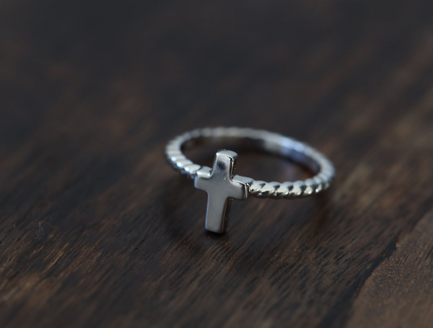 Anillo cruz con cuerda en plata de ley 925. Anillo cruzado para dama, anillo devocional con cuerda, anillo cruzado simple, anillo de oración católica de Medjugorje
