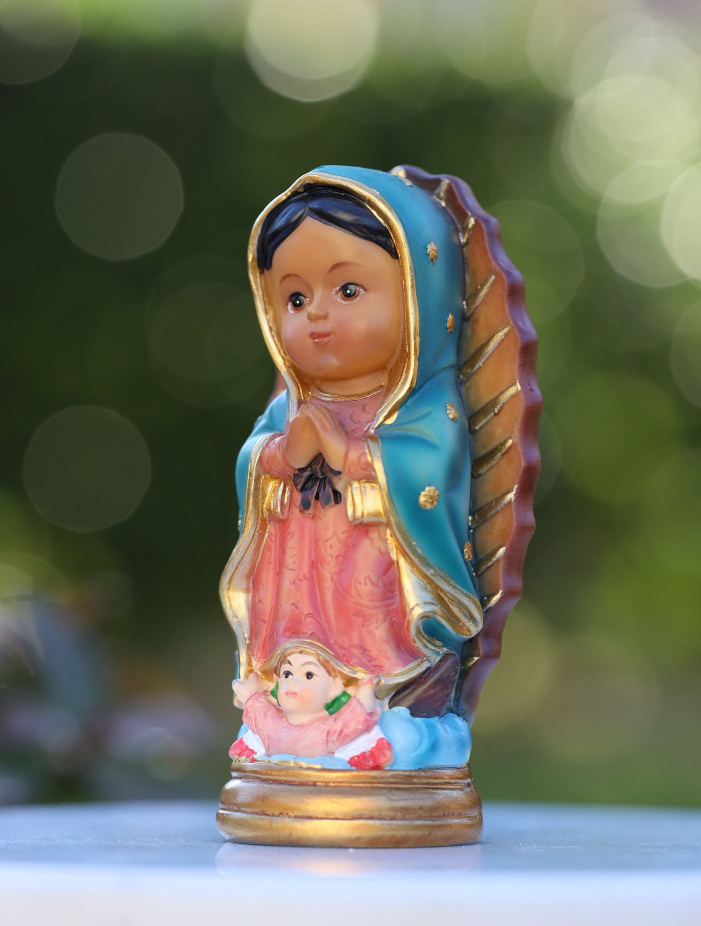 Estatua en miniatura de Nuestra Señora de Guadalupe, Estatua en miniatura de la Virgen María de Guadalupe, colección de bebés de estatuas de resina, Estatua de Medjugorje