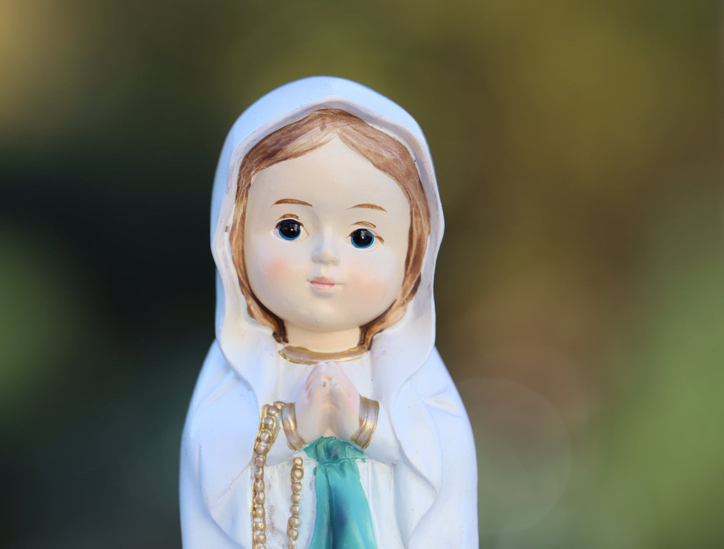 Estatua en miniatura de Nuestra Señora de Lourdes, estatua de resina de la Virgen María de Lourdes, colección de santos bebés, estatua en miniatura de Medjugorje