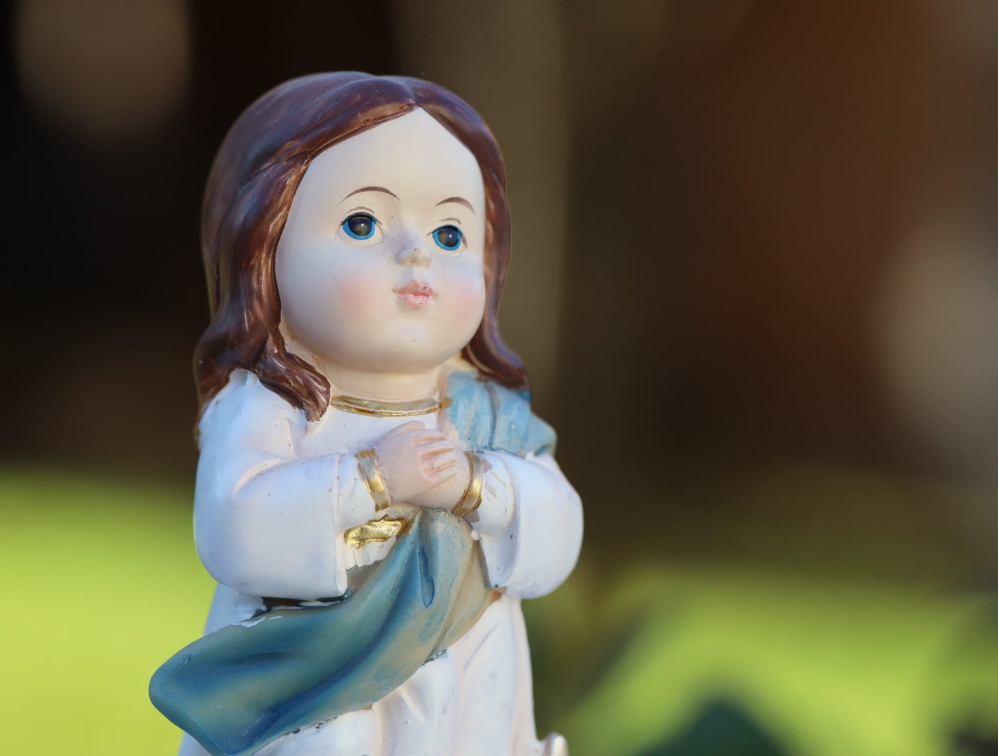 Assumption of Our Lady statue, Miniature statue of Virgin Mary Assumption to heaven, Medjugorje miniature baby collection statue in resin