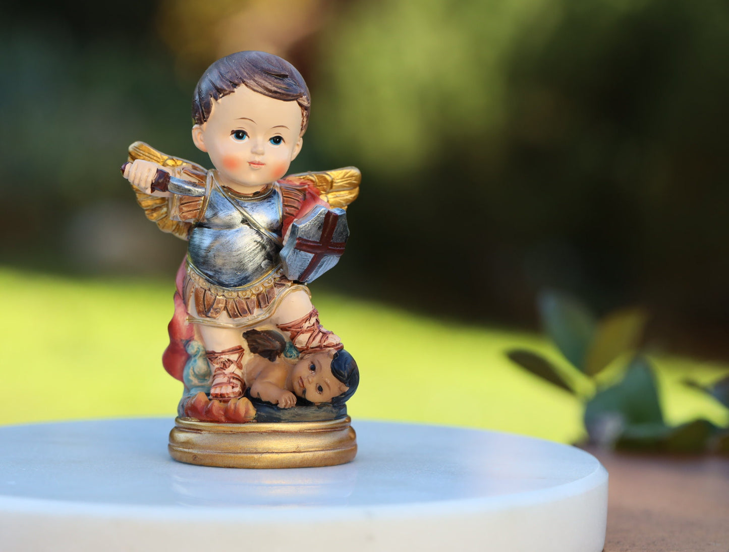 Estatua en miniatura de San Miguel Arcángel, colección de bebés Estatua de resina de San Miguel, estatua coleccionable de Arcángel de Medjugorje