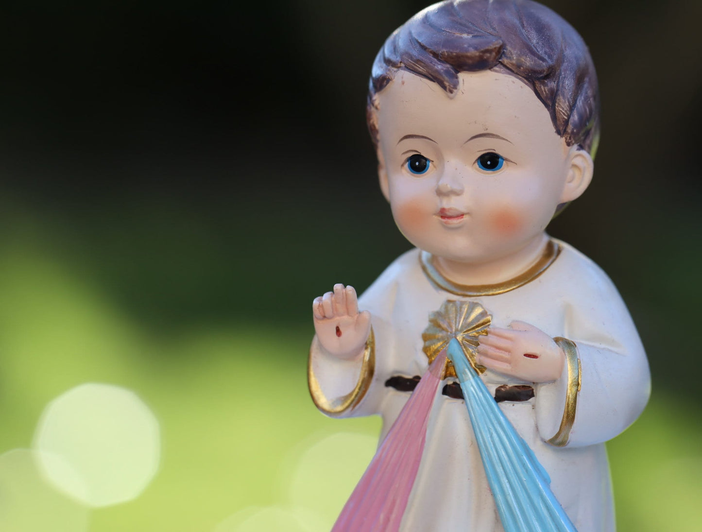 Estatua en miniatura de la Divina Misericordia de Jesús. Estatua de resina de la colección de bebés Divina Misericordia, Pequeña estatua de Jesús de Medjugorje pintada a mano