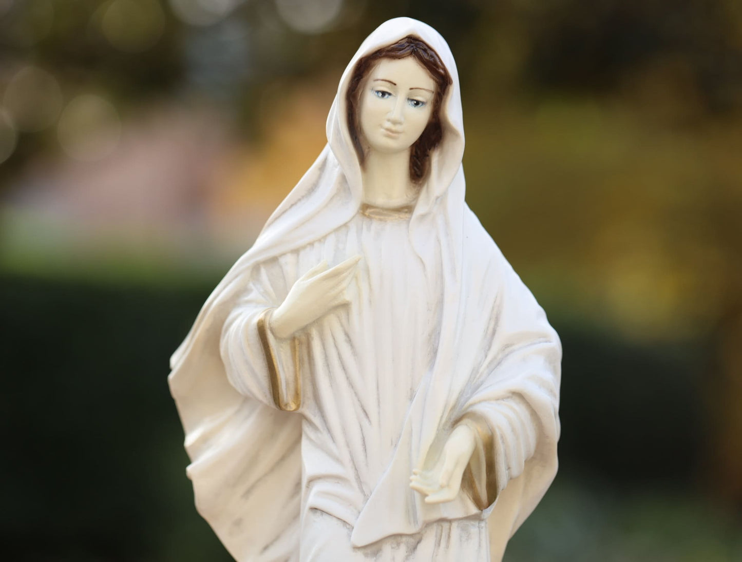 Estatua de Nuestra Señora | Estatua de la Madre María | Estatua de mármol de la Virgen María l Estatua de Medjugorje | Estatua de la Reina de la Paz | Estatua sólida de Nuestra Señora de Gracia