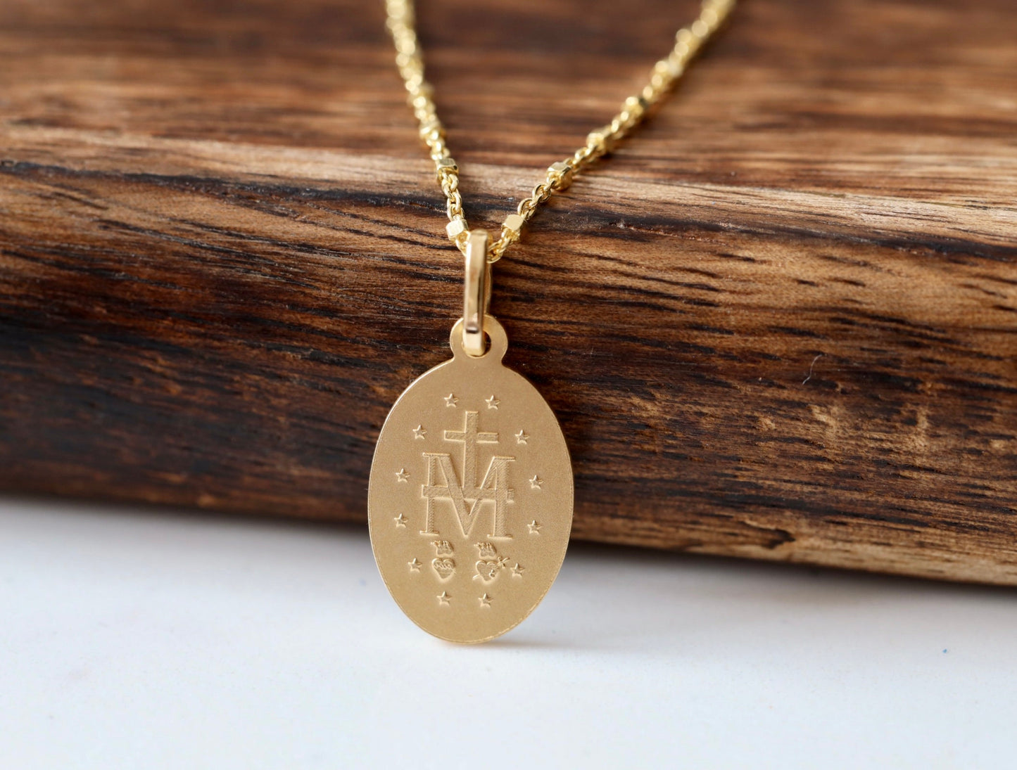 Collar de medalla milagrosa de plata de ley chapada en oro de 18 kt, colgante de plata de Nuestra Señora de Gracia relleno de oro, Medalla Milagrosa de Medjugorje