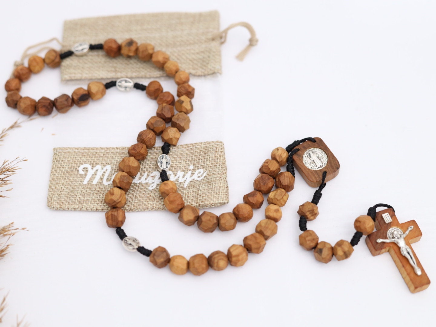 Rosario de madera de olivo, rosario católico, rosario crucifijo de San Benito, medalla de San Benito, cuentas de madera cortadas a mano, rosario grande para hombre, rosario vintage