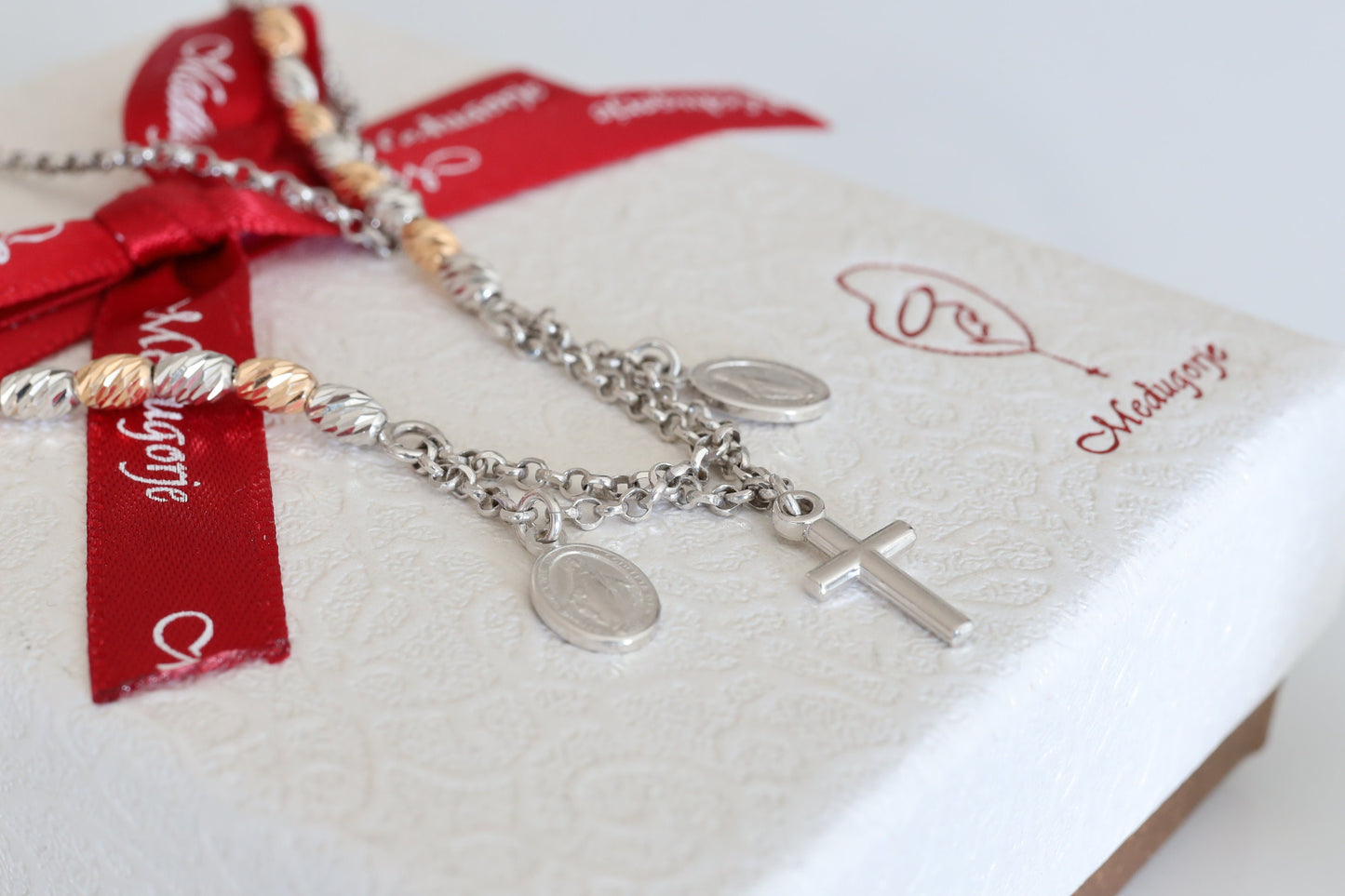 Collar Medalla Milagrosa, collar de doble cadena de plata de ley, collar Nuestra Señora de Gracia, collar talla diamante, collar chapado en oro rojo