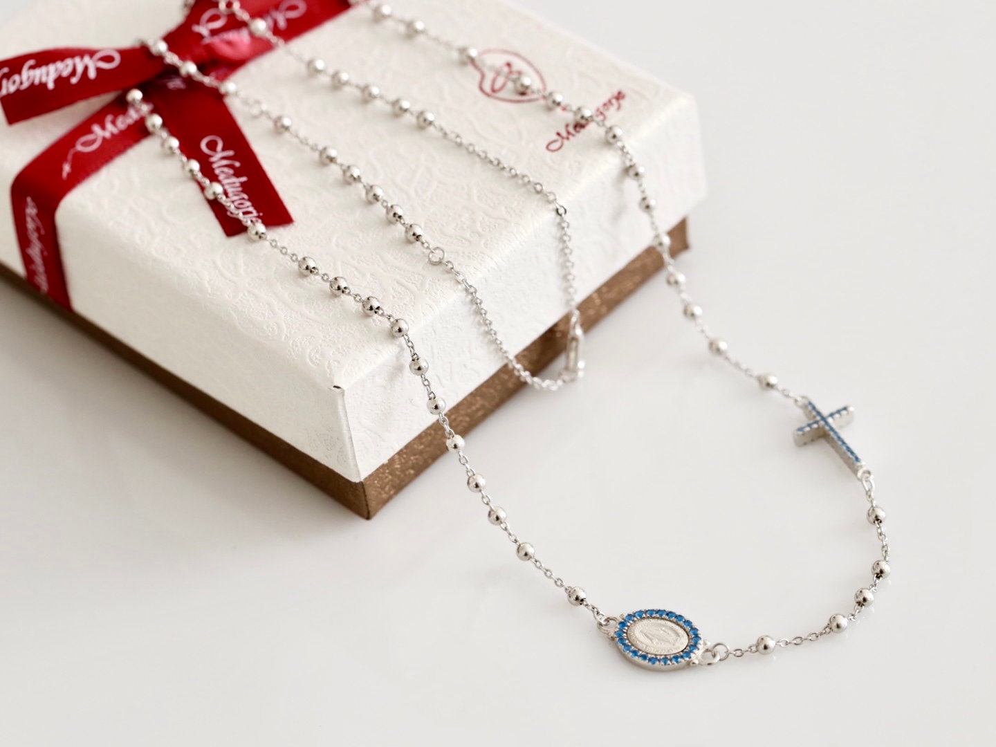 Collar de rosario medalla milagrosa, collar de rosario de plata de ley 925 con circonio azul, collar de rosario de Medjugorje, cruz azul Nuestra Señora de Gracia