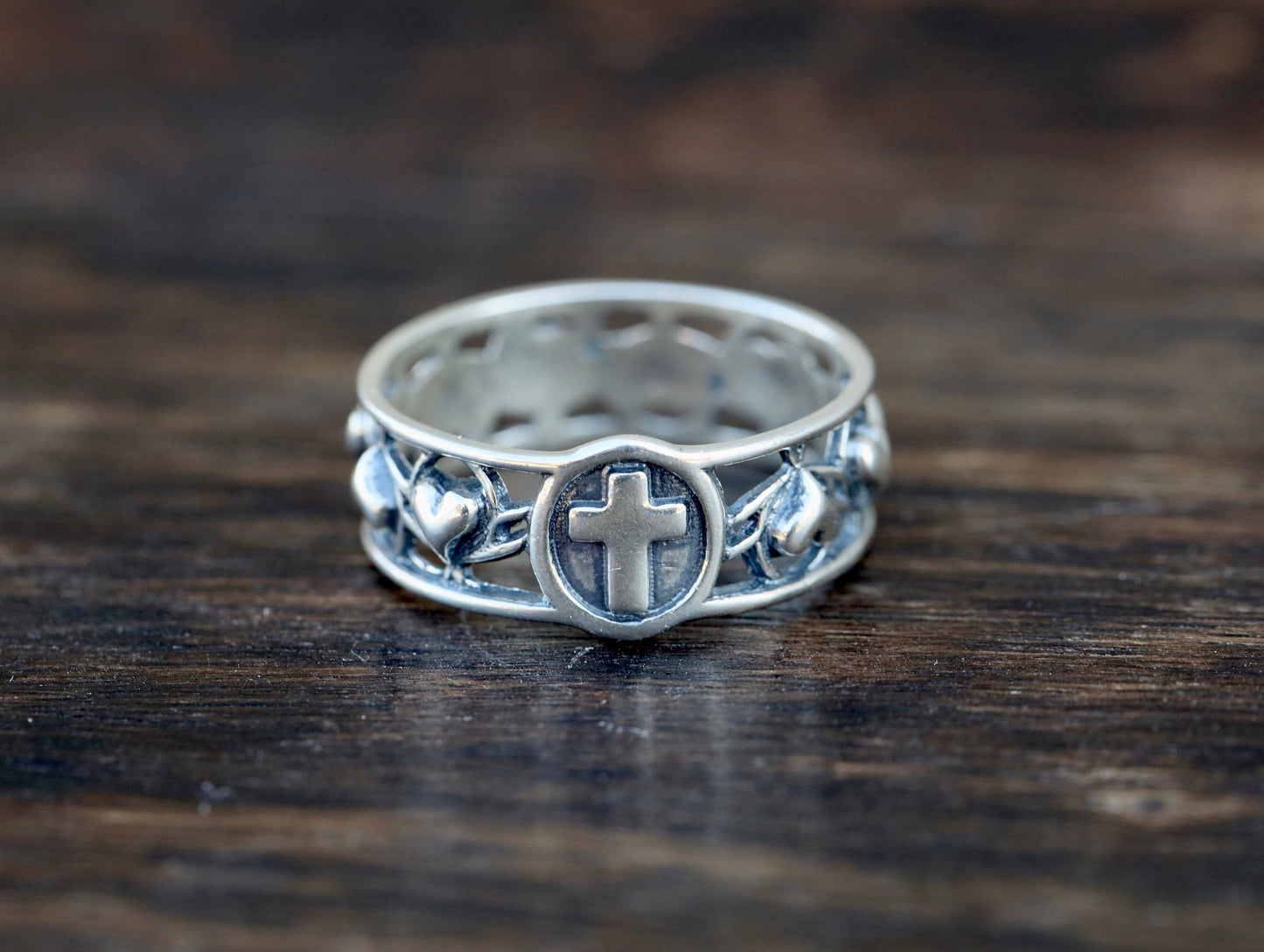Anillo rosario, anillo rosario con corazones, rosario plata 925, anillo cruz vintage, anillo plata antigua con cruz, anillo oración