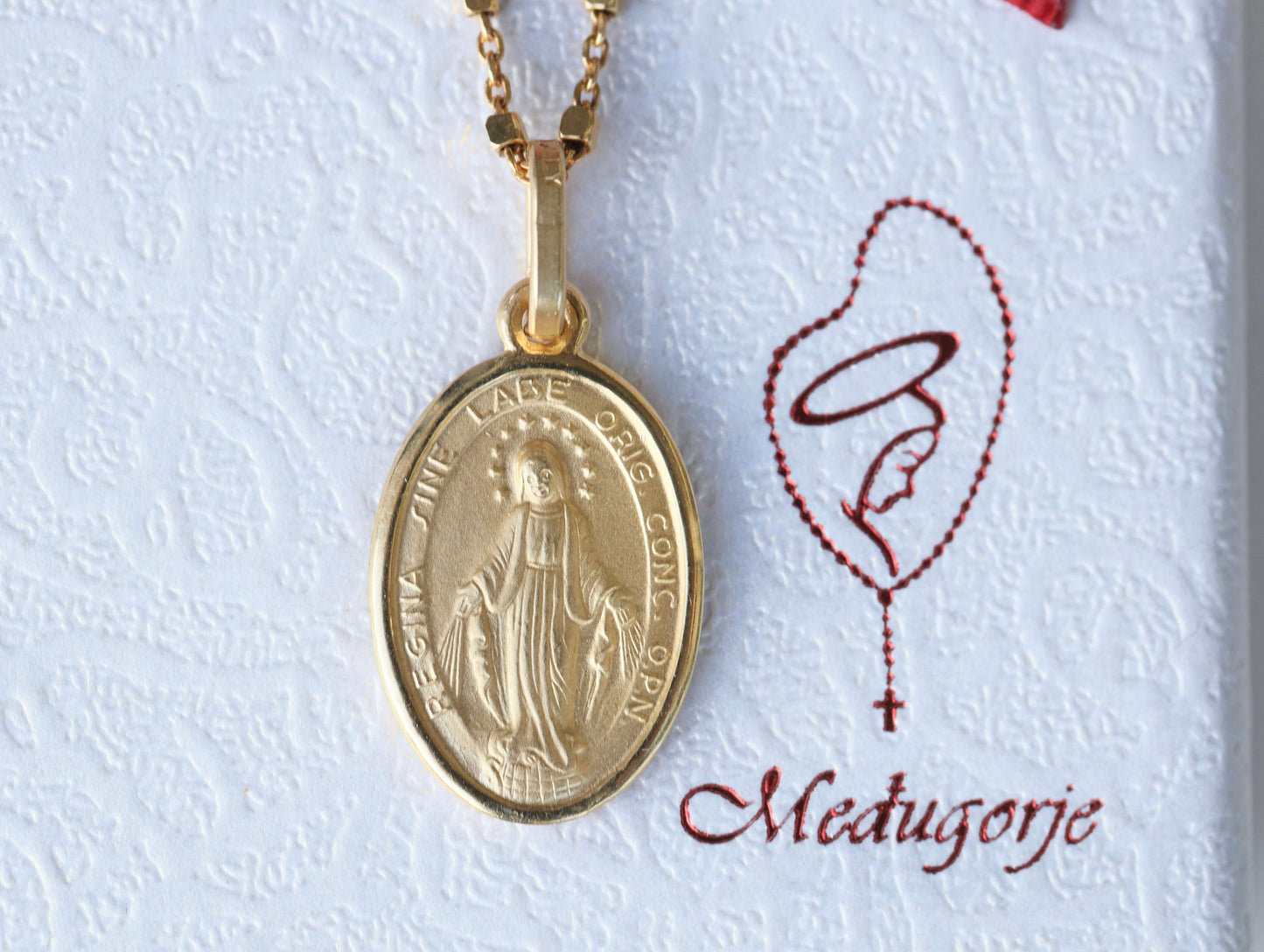 Collar de medalla milagrosa de plata de ley chapada en oro de 18 kt, colgante de plata de Nuestra Señora de Gracia relleno de oro, Medalla Milagrosa de Medjugorje