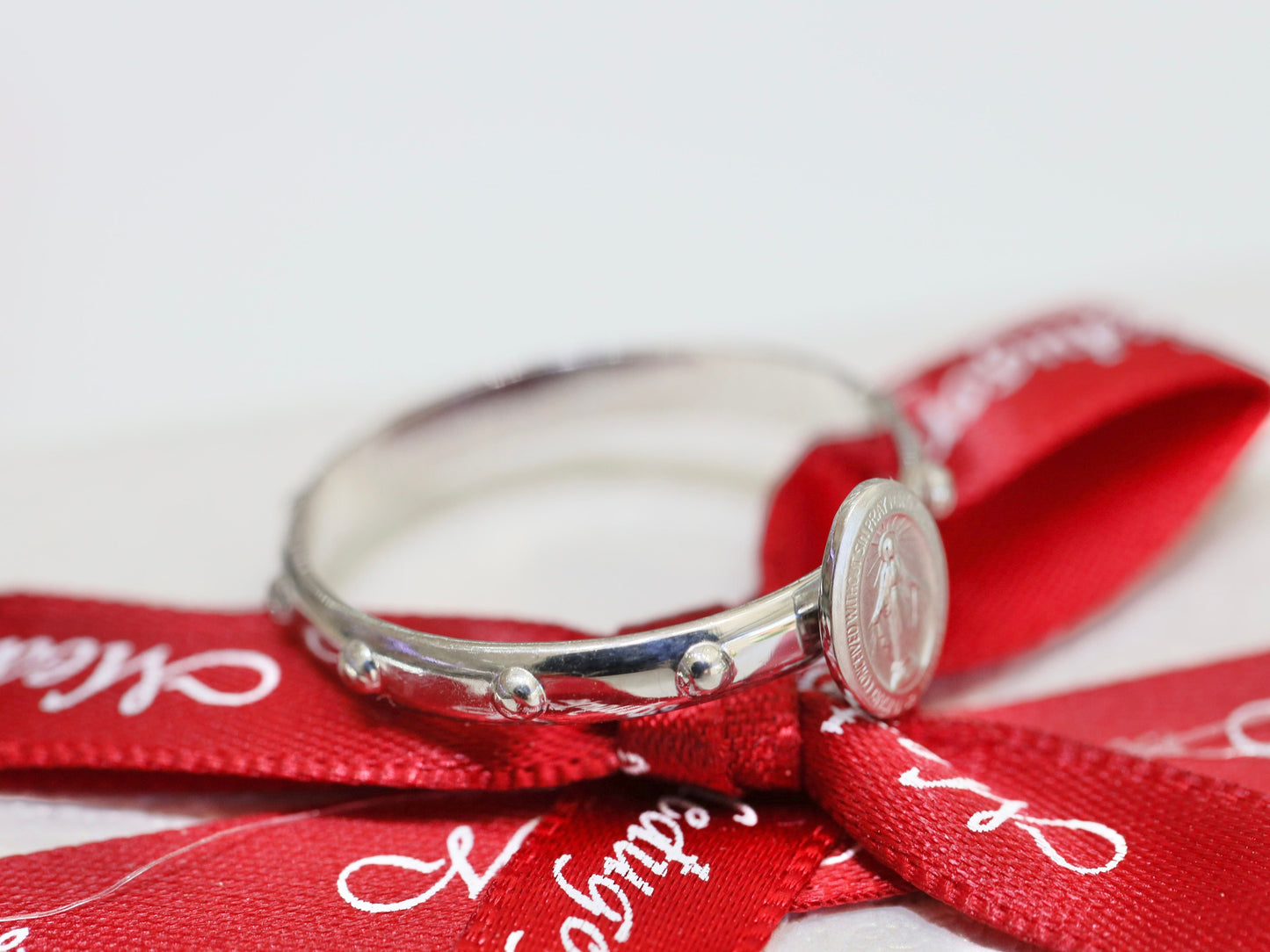 Anillo de rosario Medalla Milagrosa, anillo de Nuestra Señora de Gracia, anillo en miniatura de la Virgen María, rosario delicado de plata de ley 925, anillo de rosario minimalista