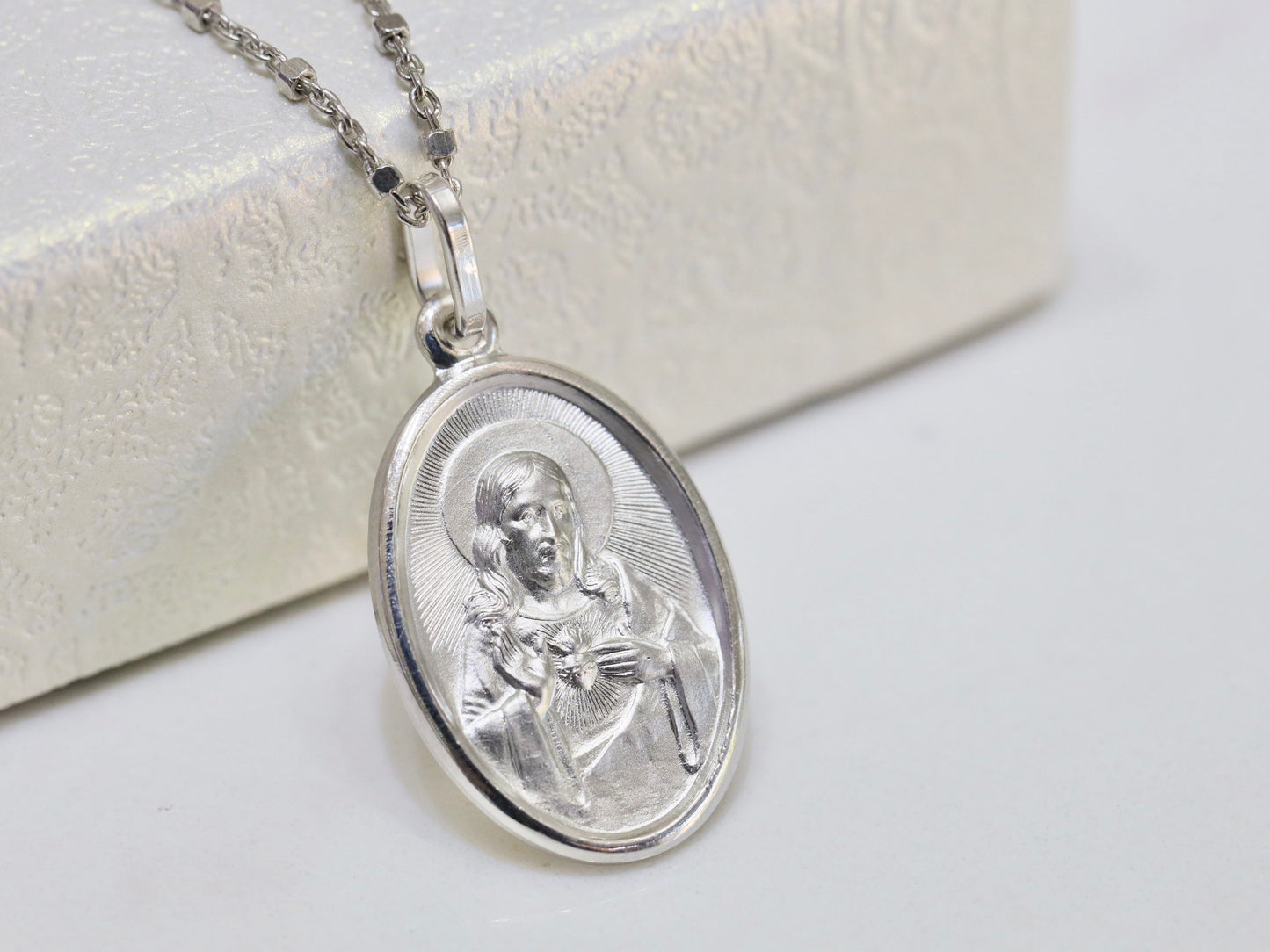 Medalla Sagrado Corazón de Jesús, medalla plata de ley 925, colgante Jesucristo, medalla preciosa de Jesucristo, medalla de Jesús 18 mm