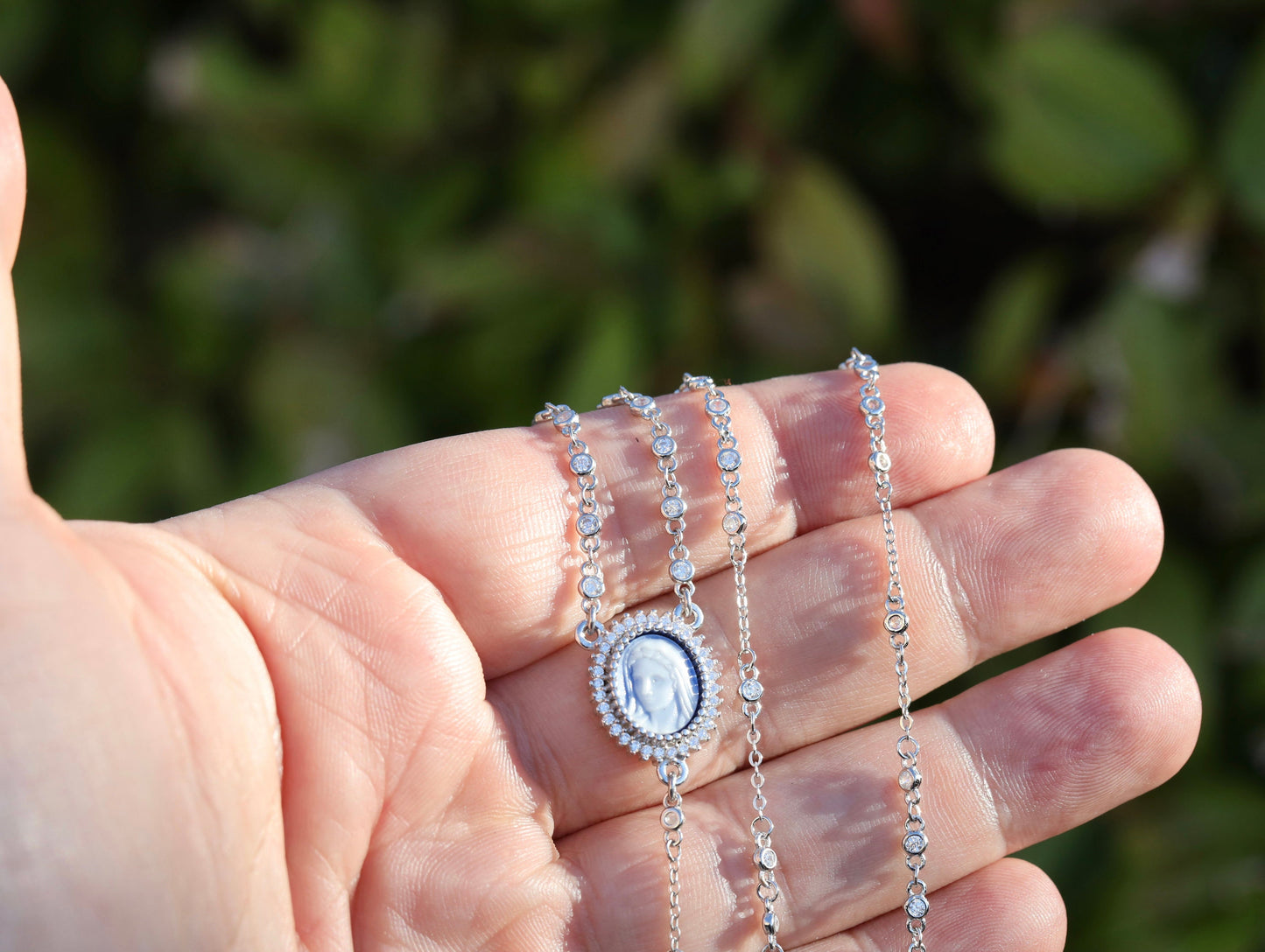 Rosario de Medjugorje, collar de rosario, collar de cameo, collar de la Virgen María, collar de rosario de ágata azul, rosario de plata de ley, rosario minimalista