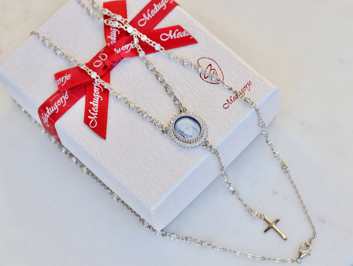 Rosario de Medjugorje, collar de rosario, collar de cameo, collar de la Virgen María, collar de rosario de ágata azul, rosario de plata de ley, rosario minimalista