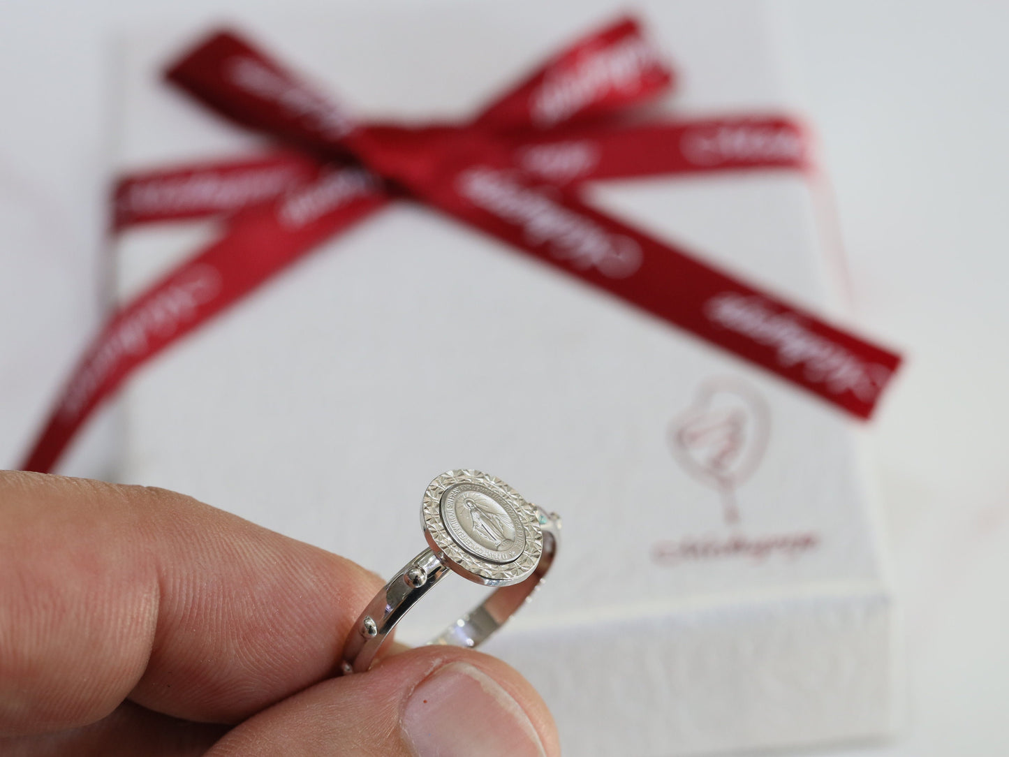 Anillo de rosario, anillo de Medalla Milagrosa, rosario de plata de ley 925, anillo de cuentas de oración, Virgen María talla diamante, delicado anillo católico con Nuestra Señora