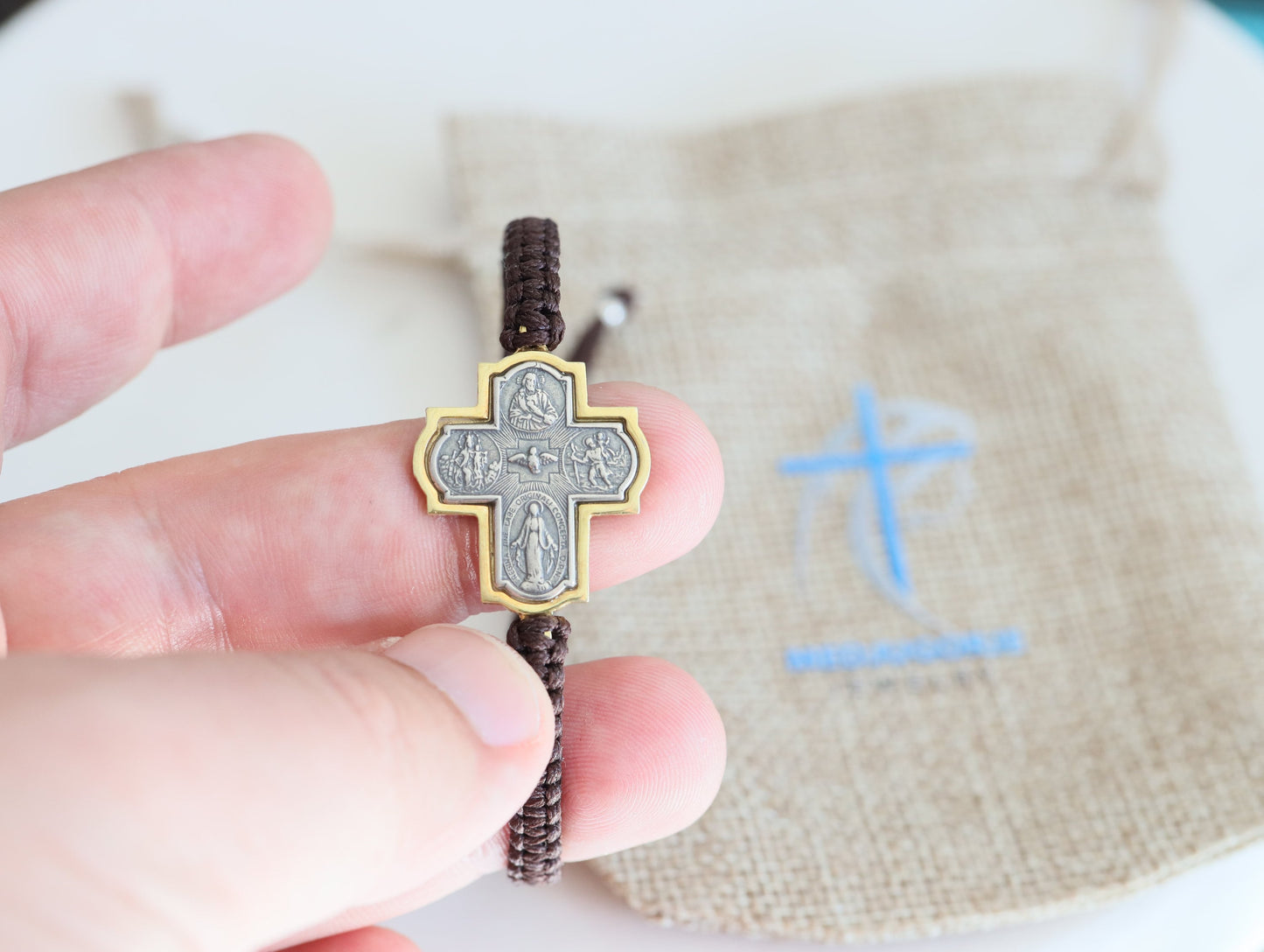 pulsera cruzada de cuatro vías de plata de primera ley con cordón de macramé, pulsera cruzada escapularia de oro plateado con cordón tejido, cruz medjugorje