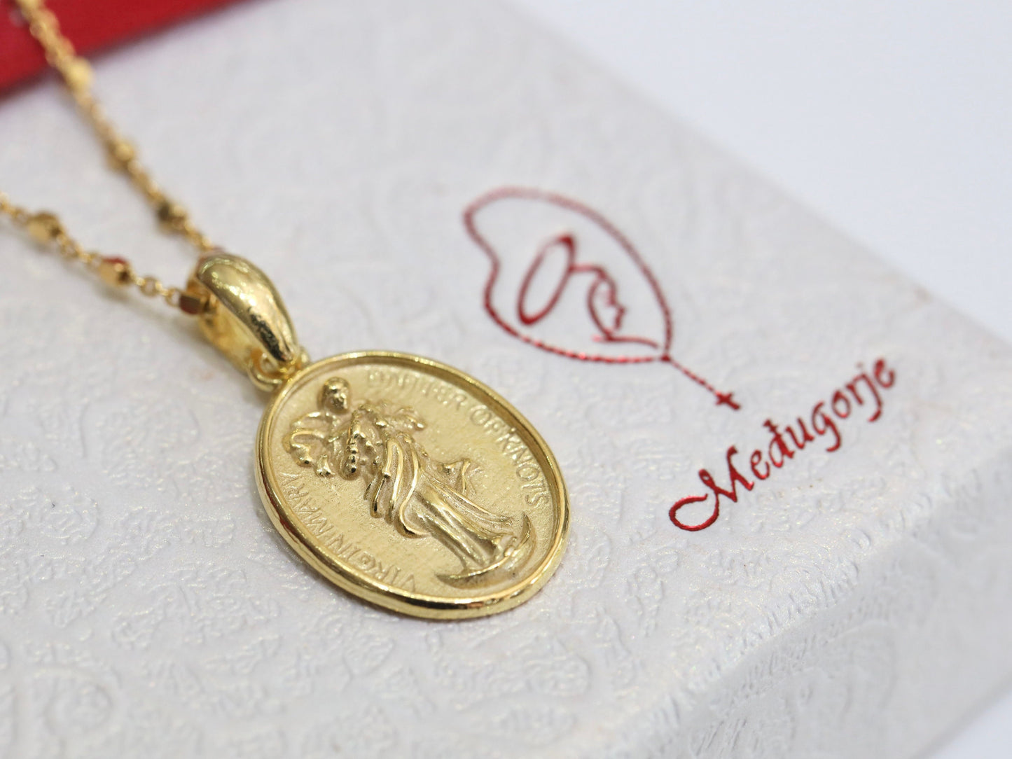 Untier of Knot’s medal, Mary Untier of Knots medal, Virgin Mary pendant, Our Lady sterling silver 925 medal with 18k gold plating