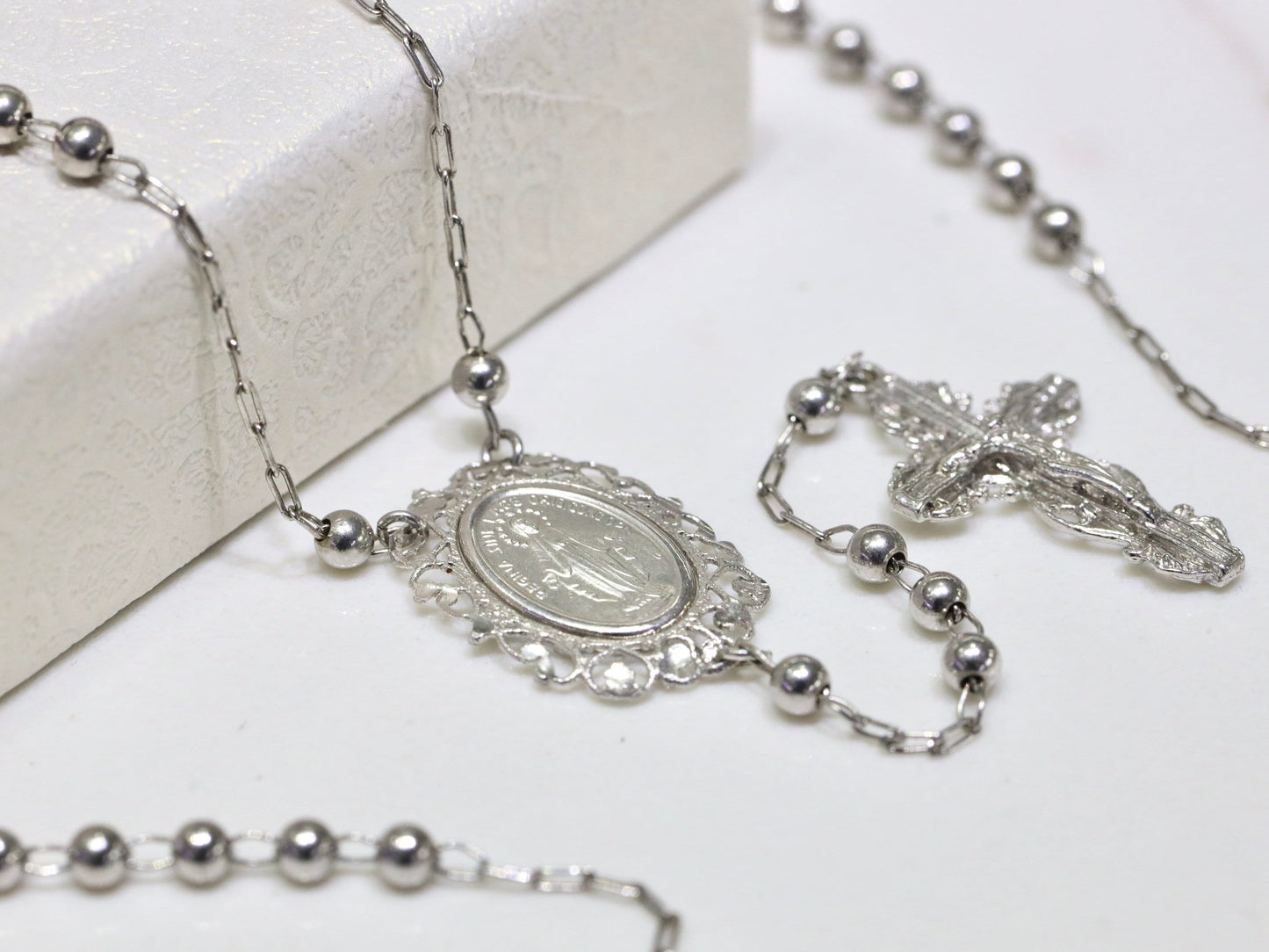 Collar de rosario de filigrana de Medalla Milagrosa de plata de ley, cuentas de rosario de filigrana para dama, rosario de plata de Nuestra Señora de Gracia con medalla de filigrana