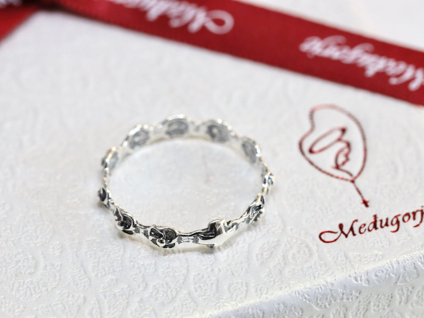 Rosary ring, cross ring ,vintage rosary ring, sterling silver rosary ring,dainty rosary ring with roses, floral rosary ring, ring for women