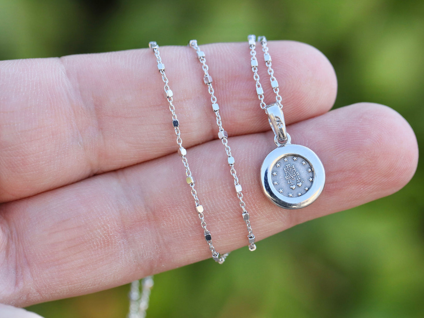 Medalla Milagrosa, Colgante Virgen María en miniatura, Colgante Nuestra Señora para adolescente, Regalo para hija, plata de ley 925, colgante en miniatura