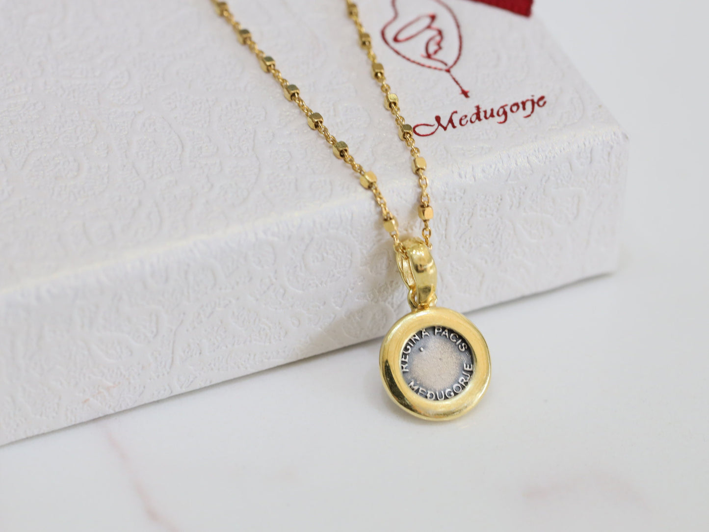 Medjugorje medal, Queen of Peace pendant, Virgin Mary miniature medal, Minimalist style, sterling silver 925 , gold plated, dainty charm