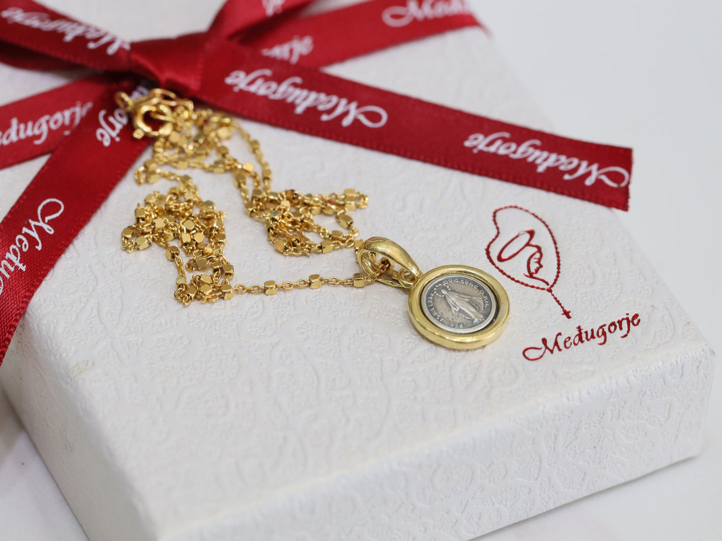 Dainty Miraculous Medal, minimalist medal of Our Lady of Grace, Small round Virgin Mary pendant, vintage sterling silver 925 gold plated,