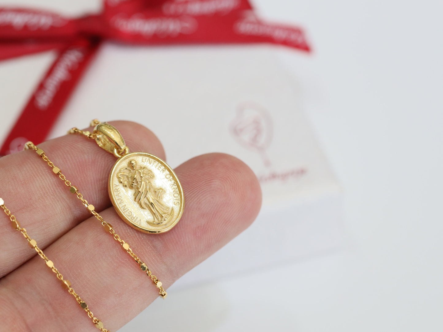 Untier of Knot’s medal, Mary Untier of Knots medal, Virgin Mary pendant, Our Lady sterling silver 925 medal with 18k gold plating