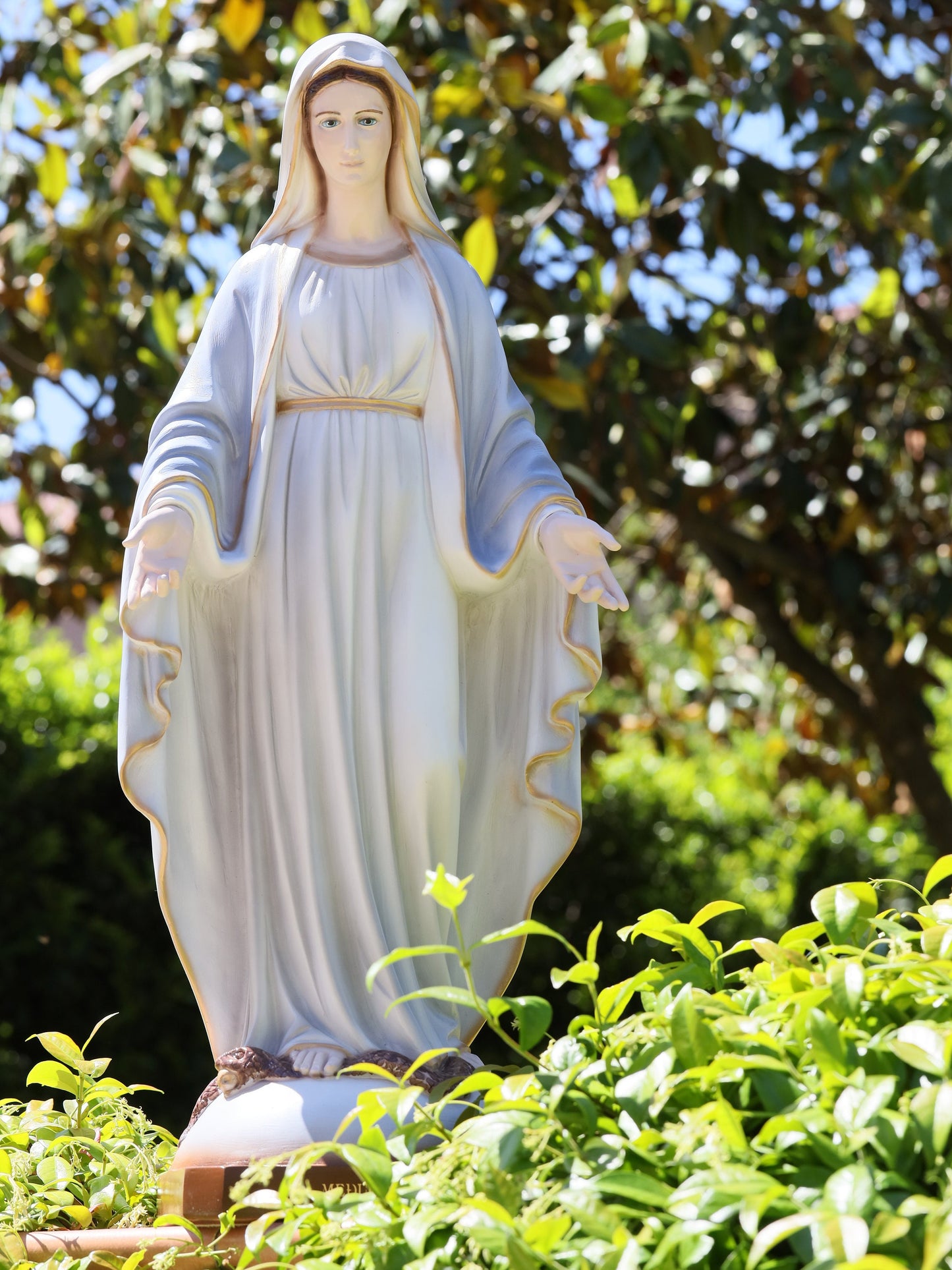 Estatua de Nuestra Señora, Estatua de la Virgen María de 80 cm / 31,5 pulgadas, Estatua de jardín de la Virgen María de Gracia, Estatua de la Medalla Milagrosa, Inmaculada Concepción