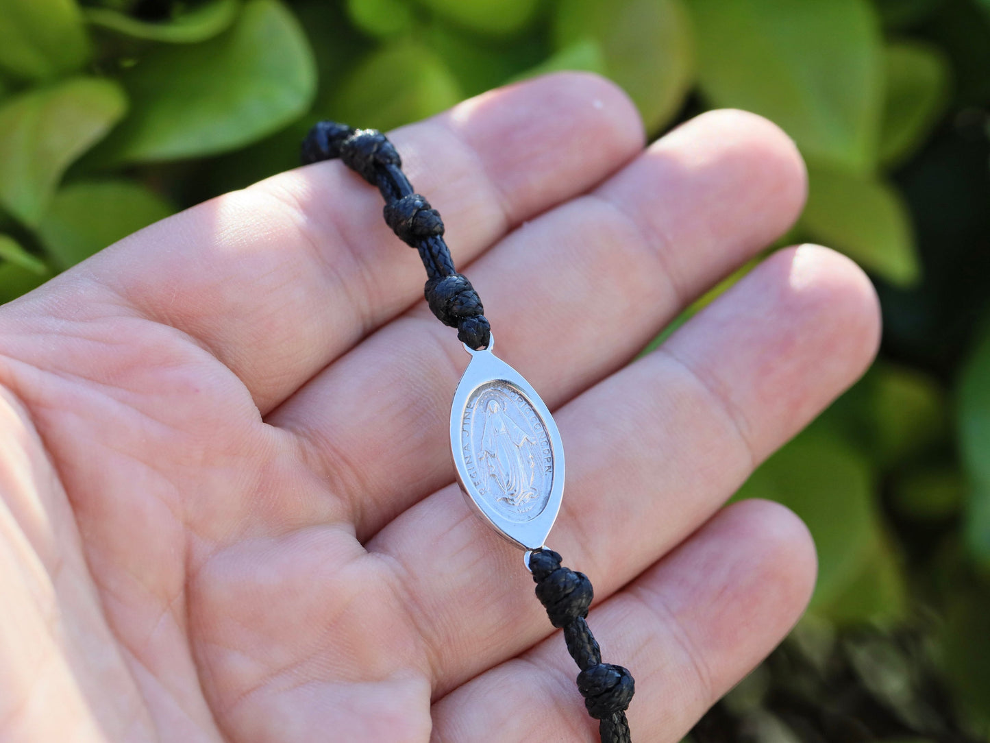 Pulsera Medalla Milagrosa, pulsera rosario, pulsera rosario plata de ley 935, pulsera rosario para hombre, pulsera rosario hecha a mano cordón encerado