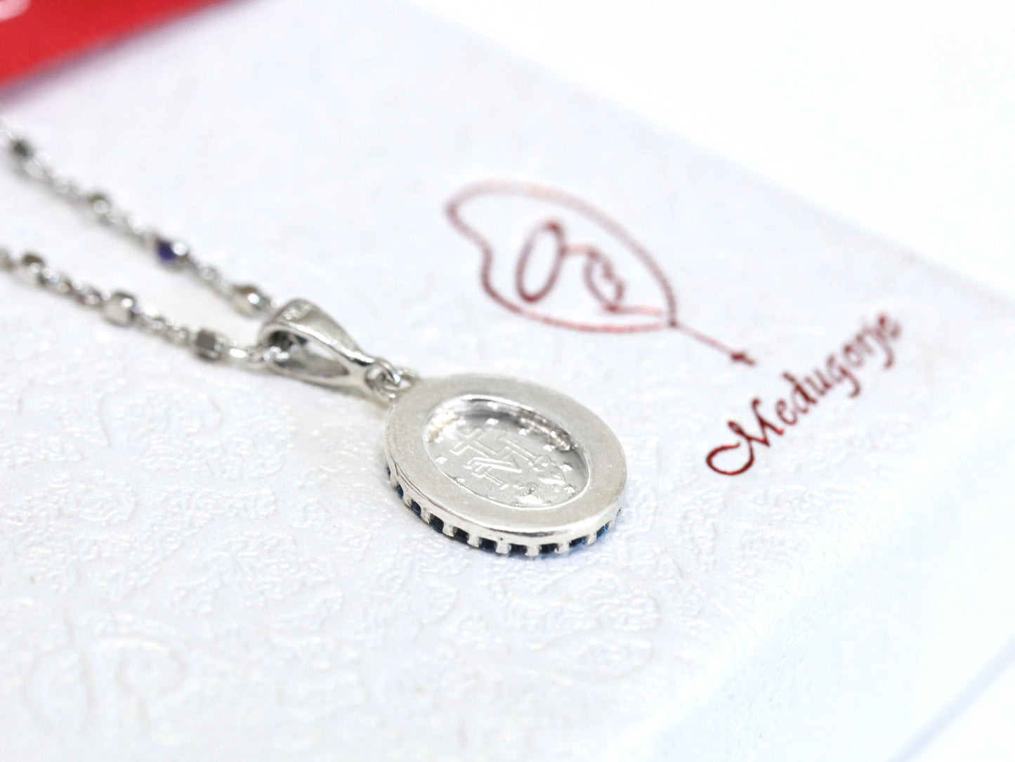 Medalla Milagrosa, colgante de collar de Nuestra Señora de Gracia, medalla de plata de ley, medalla minimalista para niñas, medalla azul en miniatura de Nuestra Señora