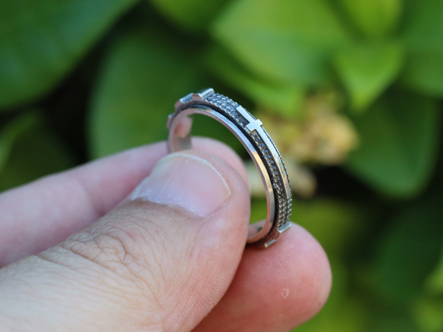 Anillo rosario, anillo plata de ley 925, anillo cruz, rosario unisex, anillo rosario plata vintage, anillo rosario oxidado, anillo rosario giratorio