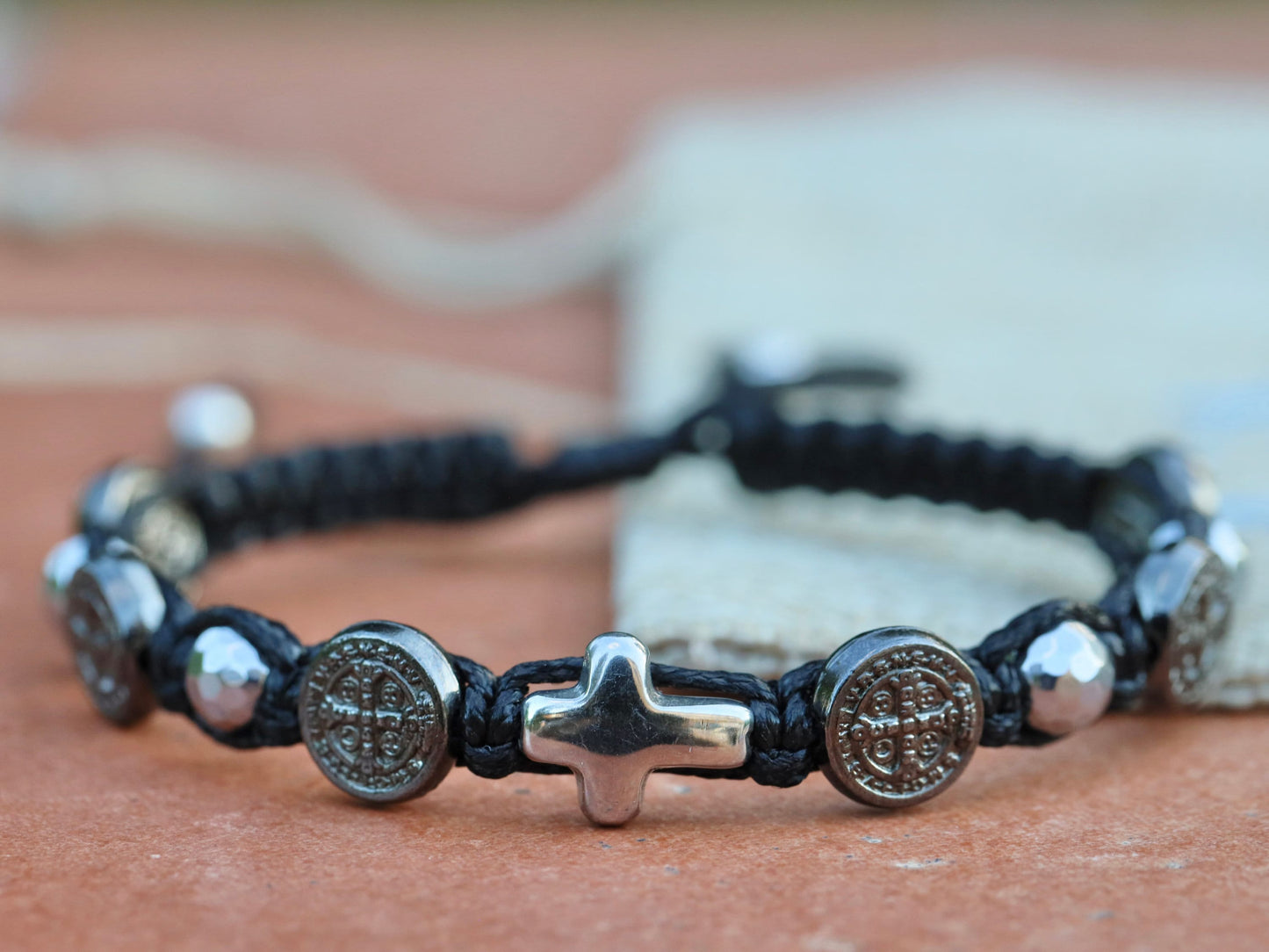 Pulsera san Benito, pulsera rosario, pulsera con cruz, pulsera tejida hecha a mano para hombre, regalo para marido, pulsera católica de protección