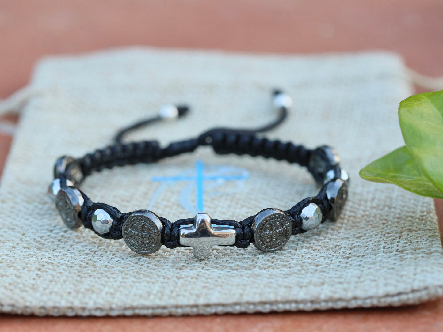 Pulsera san Benito, pulsera rosario, pulsera con cruz, pulsera tejida hecha a mano para hombre, regalo para marido, pulsera católica de protección