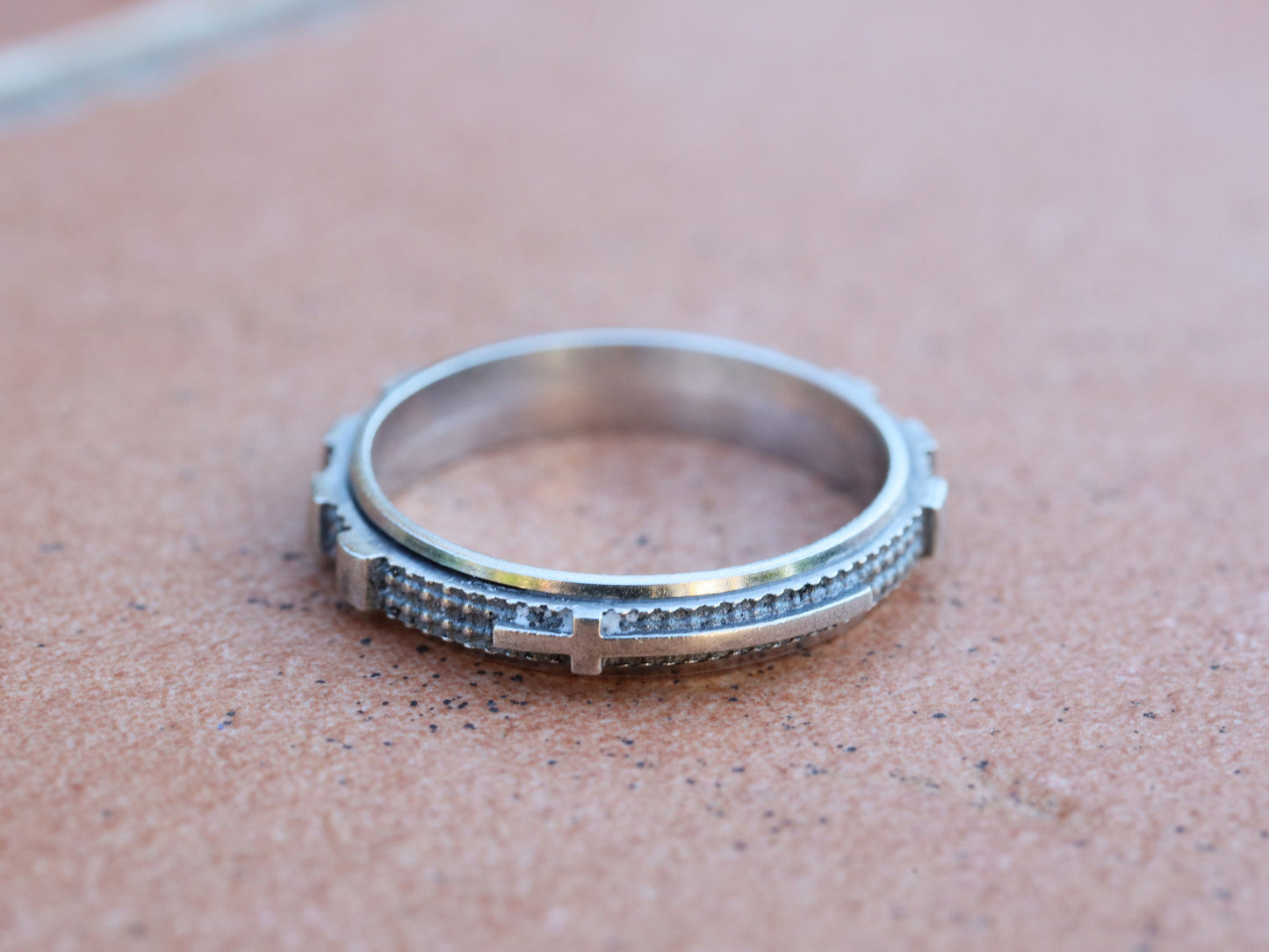 Anillo rosario, anillo plata de ley 925, anillo cruz, rosario unisex, anillo rosario plata vintage, anillo rosario oxidado, anillo rosario giratorio
