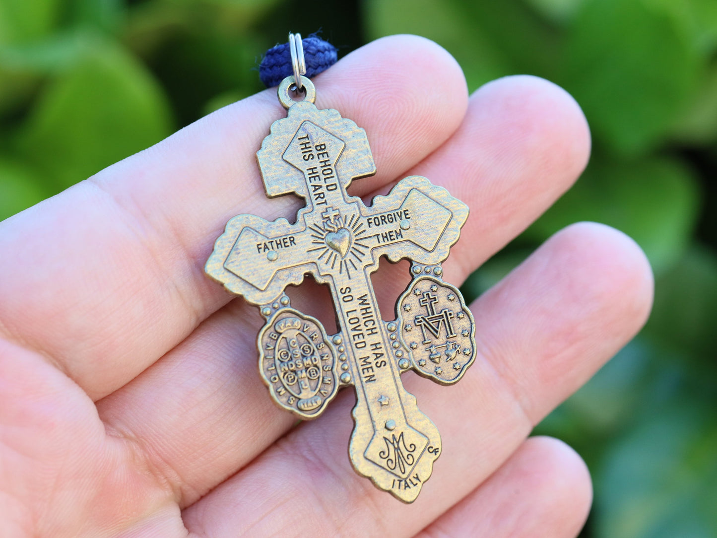 Rosario crucifijo perdón, rosario paracord, rosario tejido a mano, rosario de la cara más santa, rosario de la cara de Jesús, regalo para el hombre, rosario de paracord azul marino