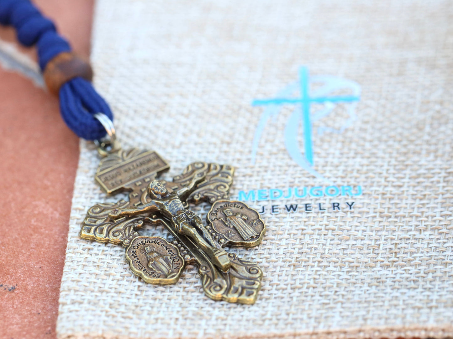 Rosario crucifijo perdón, rosario paracord, rosario tejido a mano, rosario de la cara más santa, rosario de la cara de Jesús, regalo para el hombre, rosario de paracord azul marino