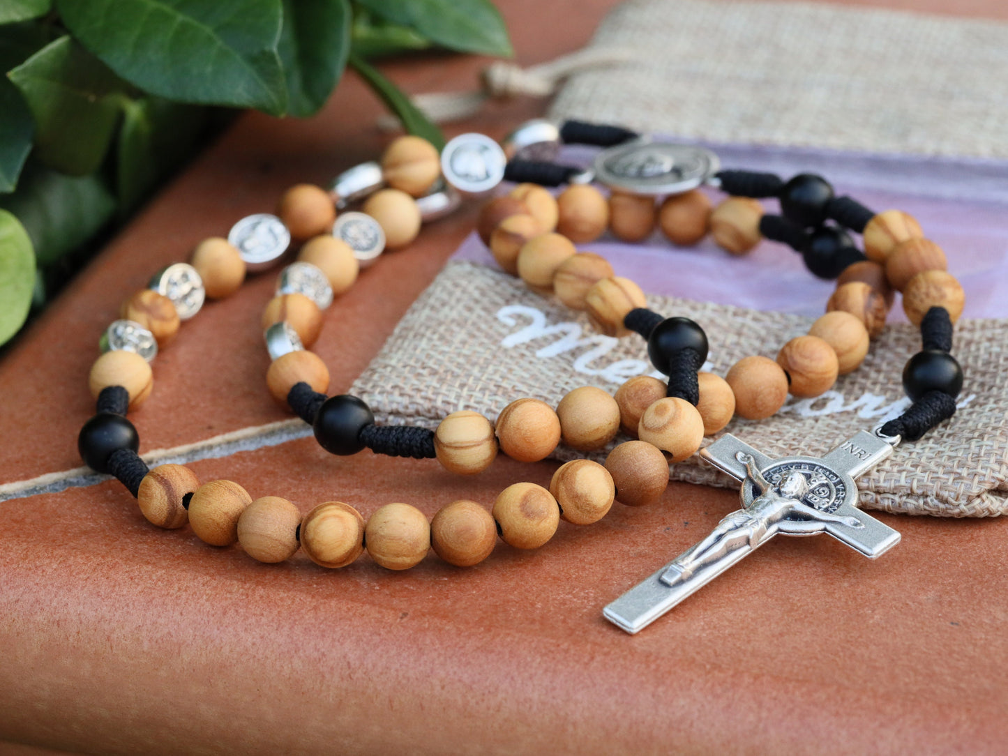 Wood rosary, olive wood, rosary with saints , handmade rosary, gift for father, gift for mum, catholic rosary, St Benedict wood rosary