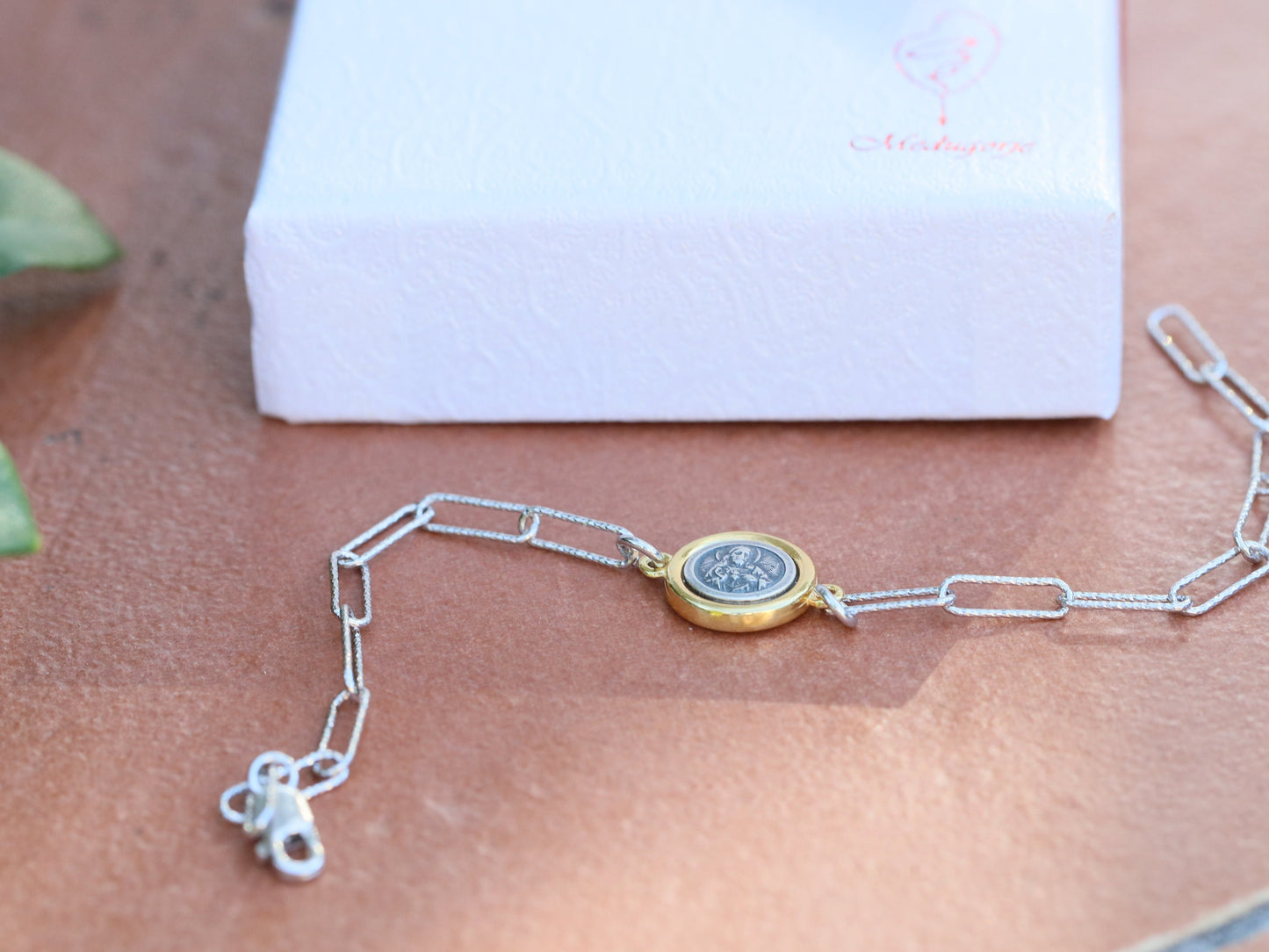 PAPERCLIP Pulsera escapulario, plata de ley 925, medalla escapulario chapada en oro, medalla escapulario aspecto retro, Sagrado Corazón y Monte Carmelo BRACALET