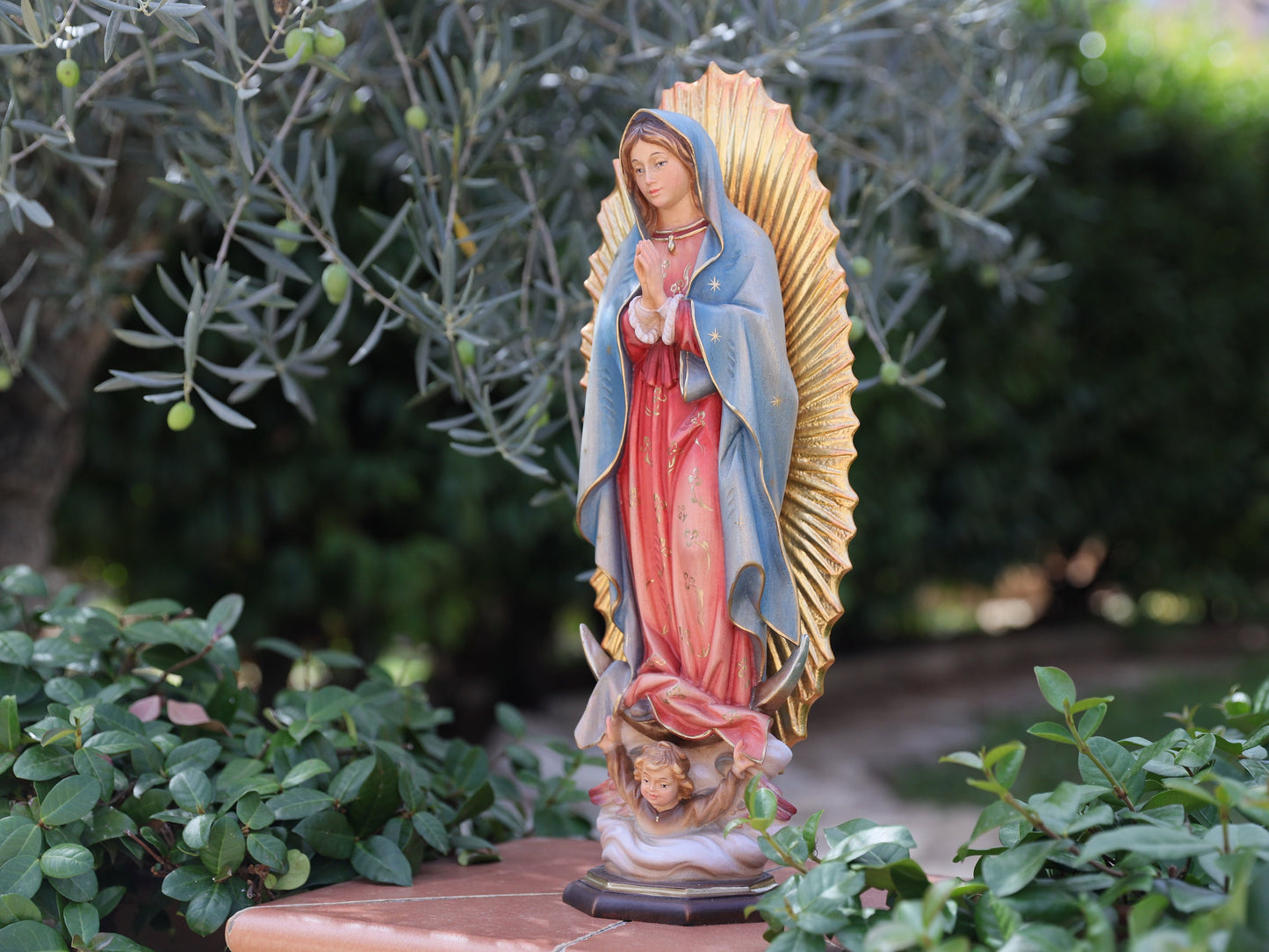 Estatua de Nuestra Señora de Guadalupe, estatua hecha a mano de la Virgen María de 45 cm, estatua de madera tallada a mano, estatua de Nuestra Señora de 18 pulgadas, estatua del altar del hogar