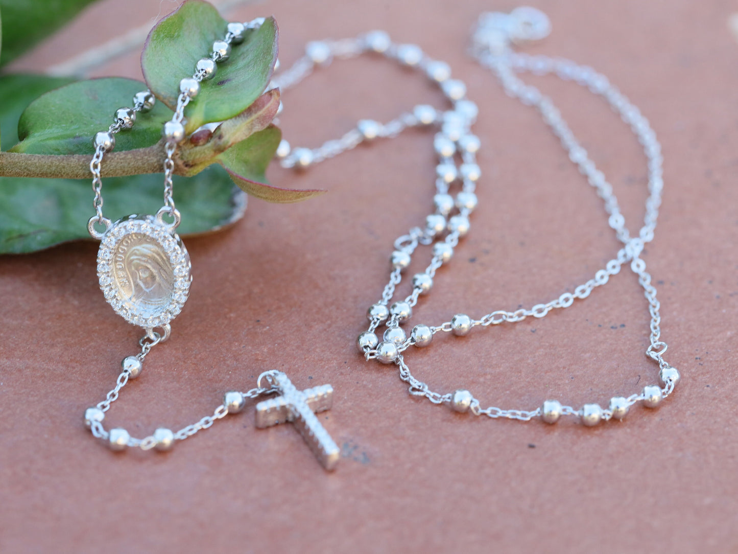 Collar de rosario, collar de plata de ley 925, collar de rosario con piedra, collar de rosario de plata para mujer, collar de rosario en miniatura de Nuestra Señora