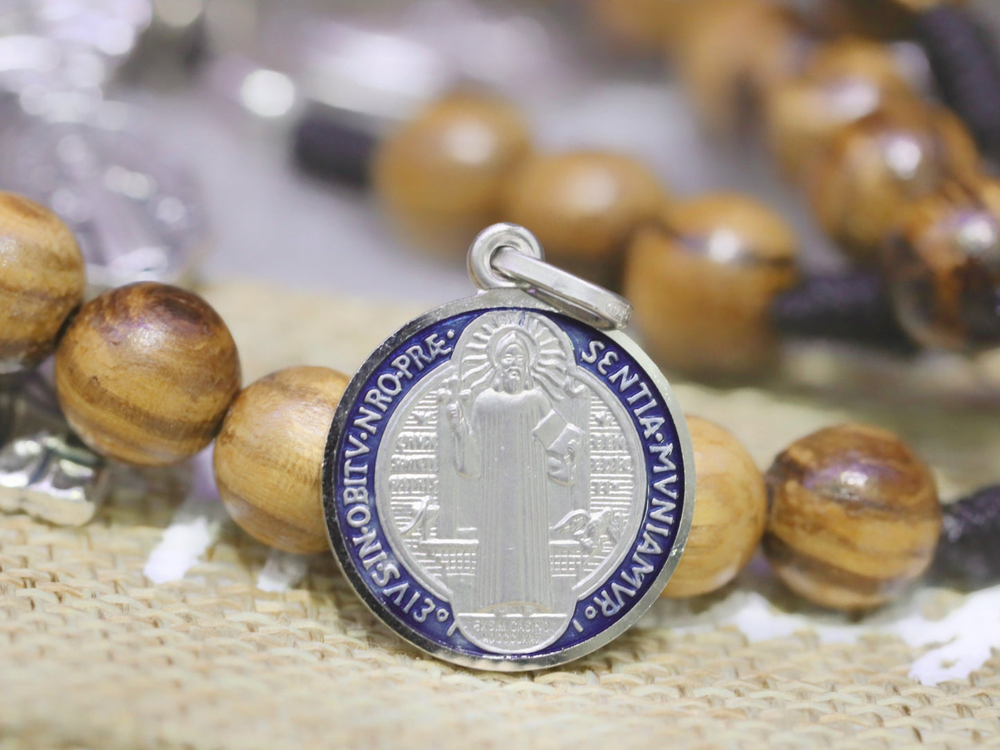 Medalla de San Benito, medalla en miniatura de esmalte, medalla de cruz católica, medalla de color, plata de ley, medalla de joyería fina, medalla de protección unisex