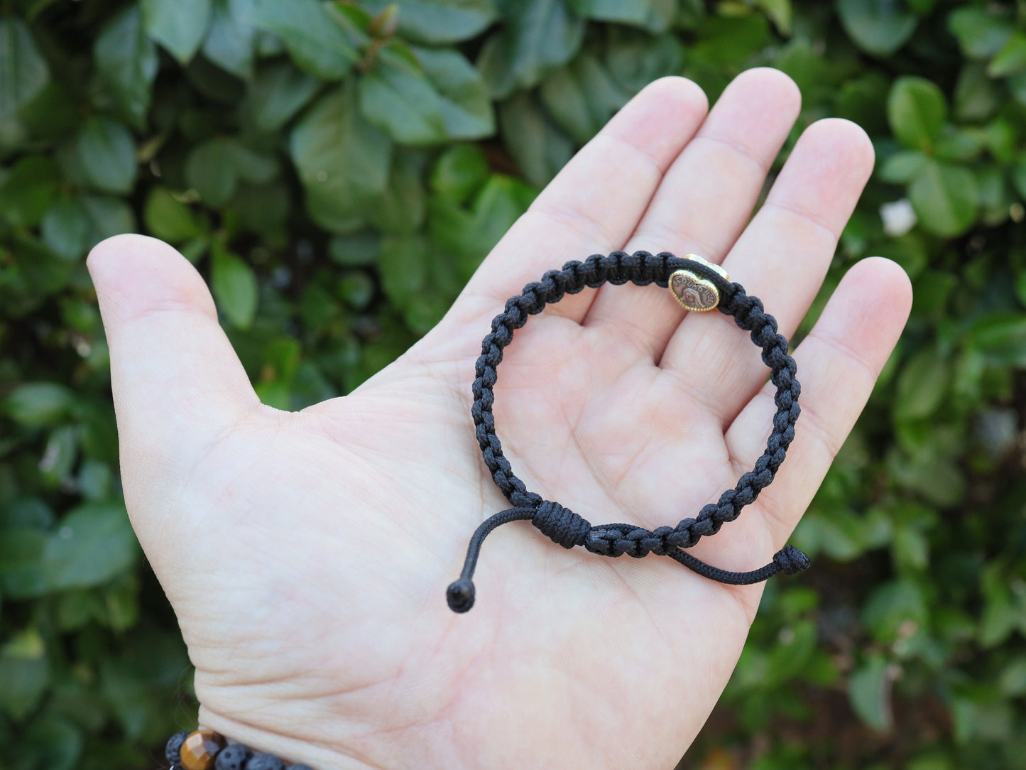 Pulsera resistente con dije de Nuestra Señora, pulsera estilo macramé con Reina de la Paz, pulsera de plata de ley 925 para mujer, pulsera de cordón negro